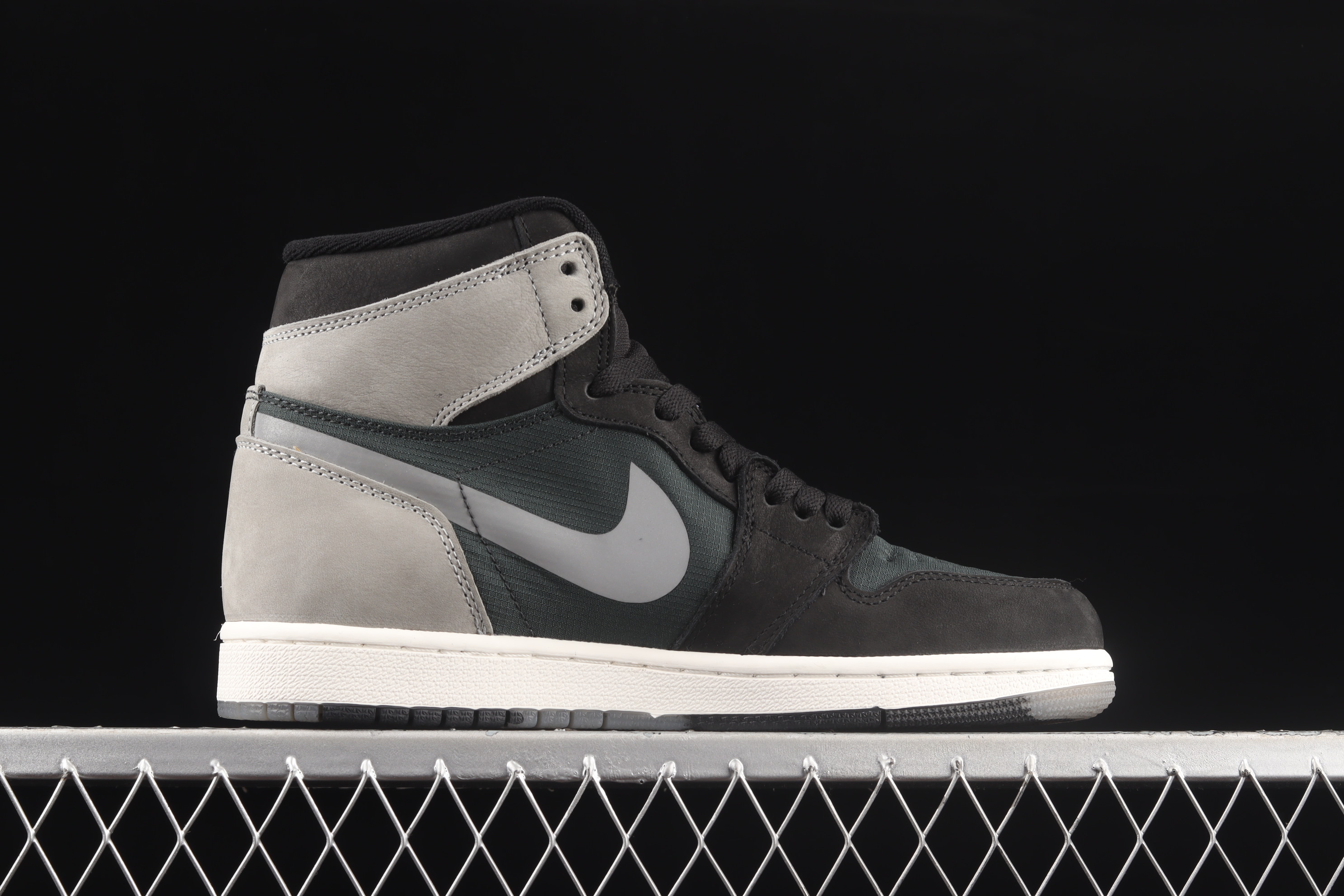 AJ1 High Top