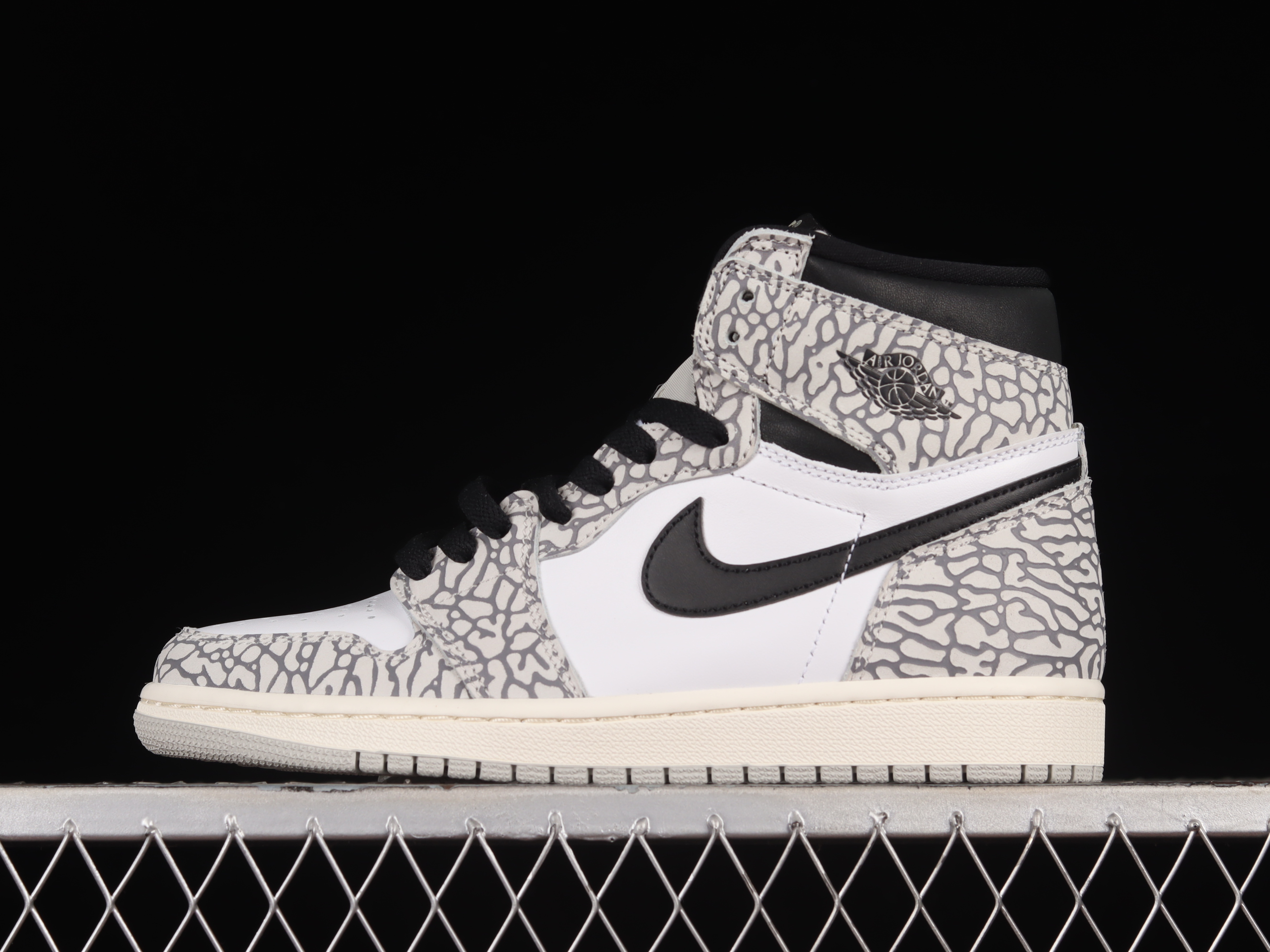 AJ1 High-top