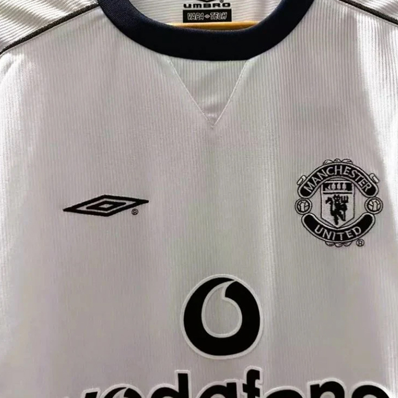 1999-2000 Manchester United Away