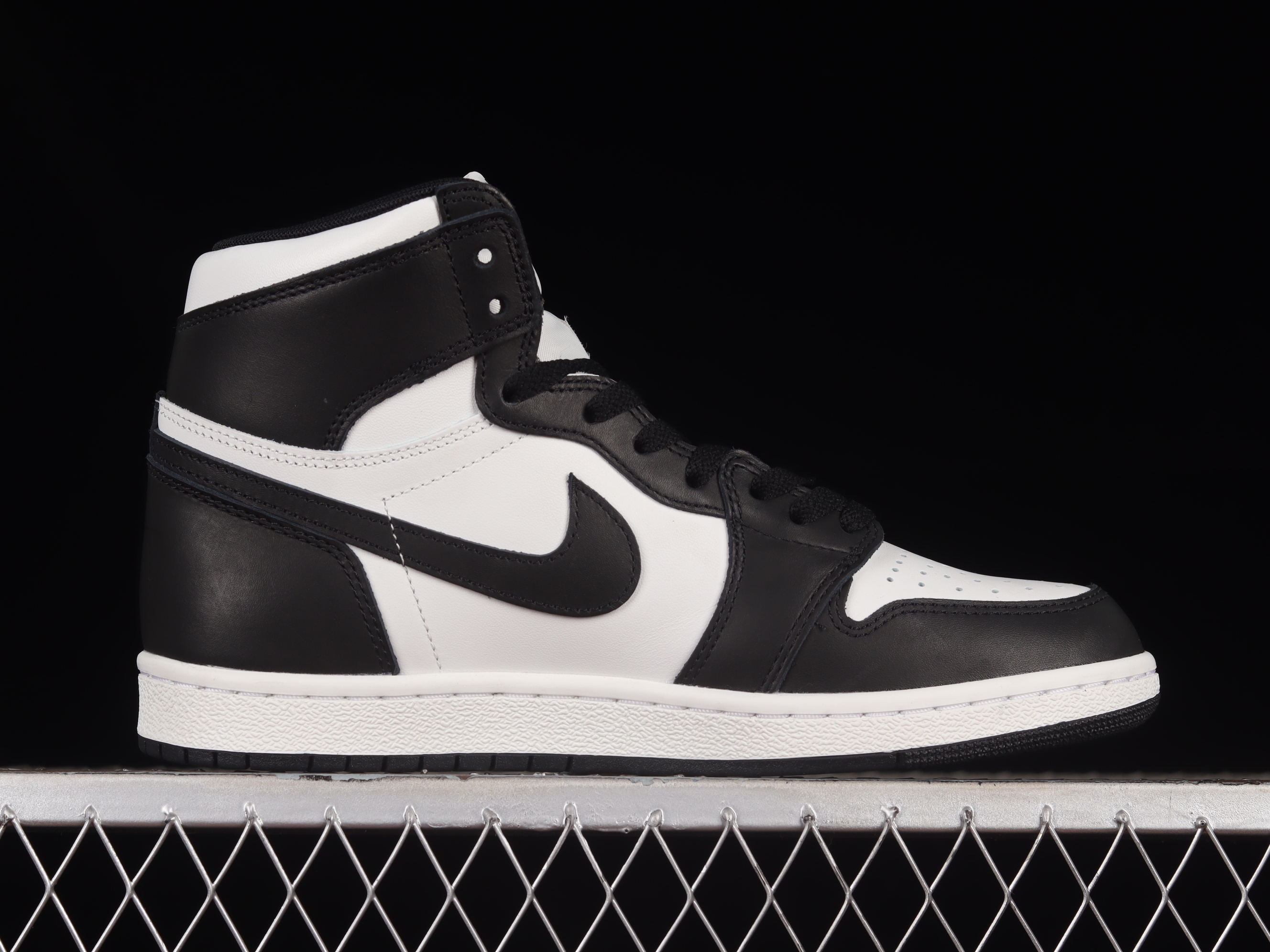 AJ1 high-top