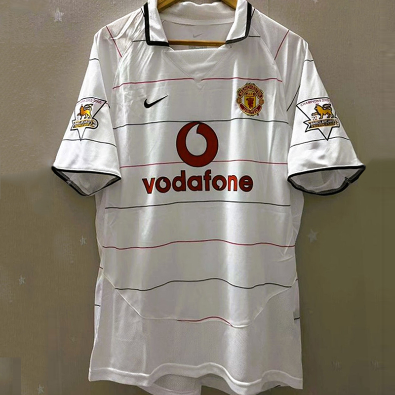 2003-2004 Manchester United white