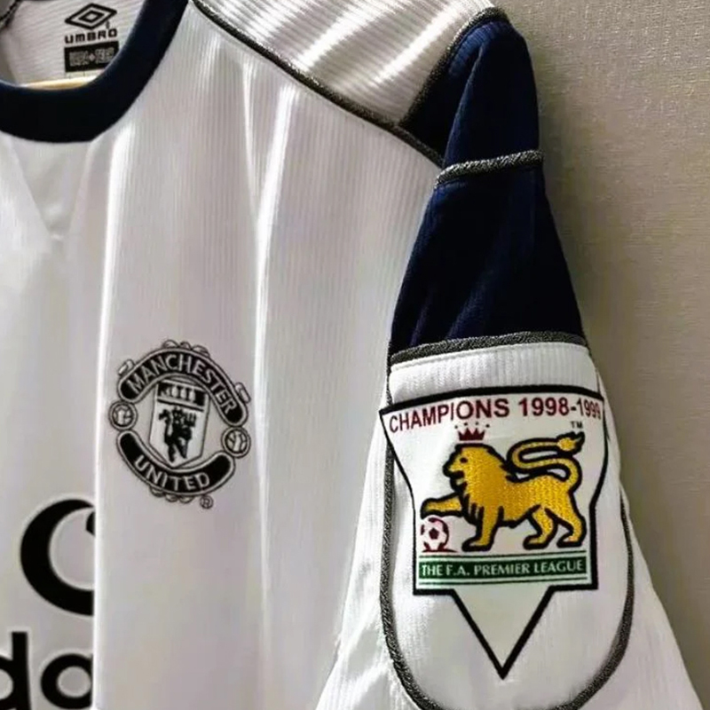 1999-2000 Manchester United Away