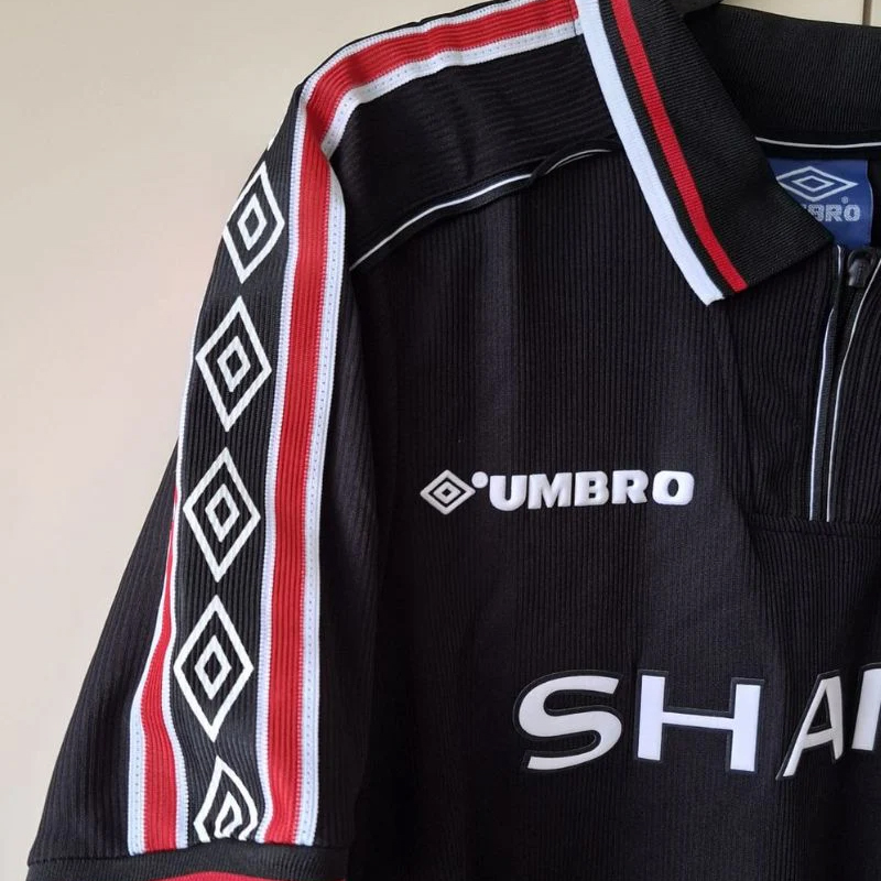 1998 Manchester United black