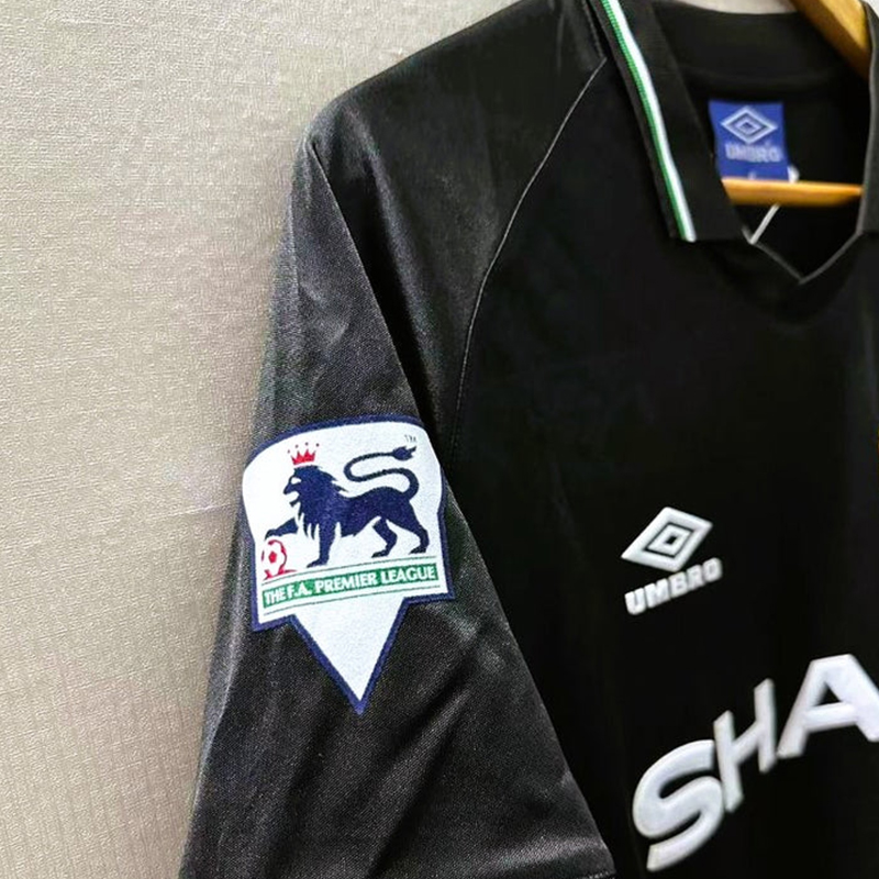 1997-1998 Manchester United Away