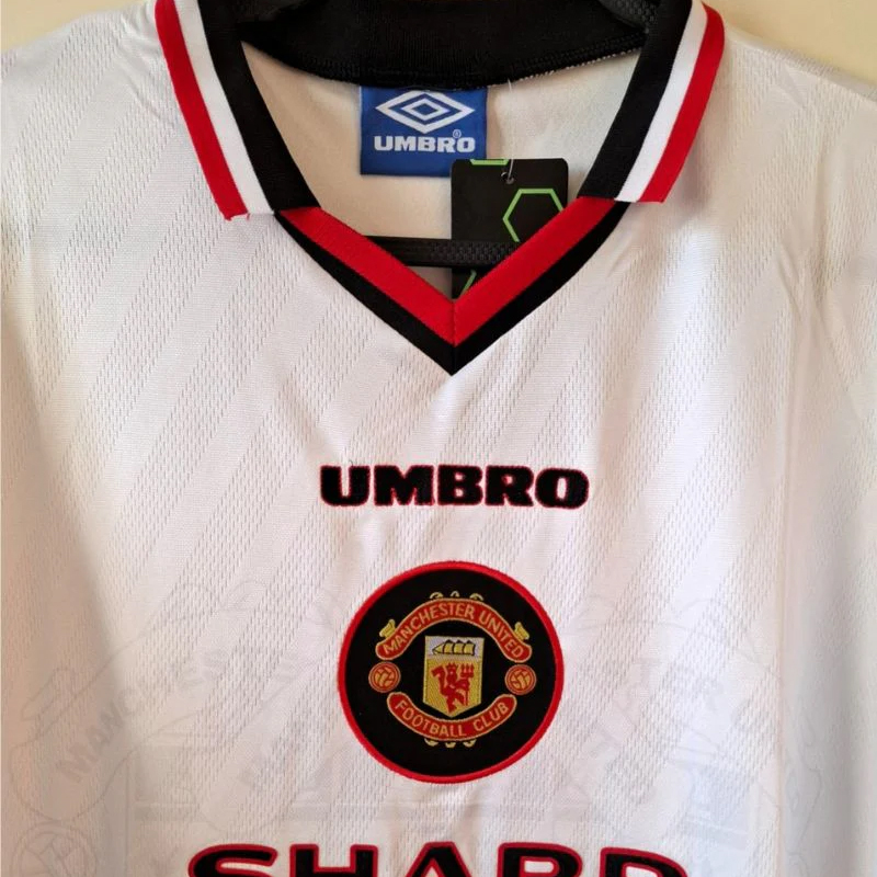 1996-1997 Manchester United white