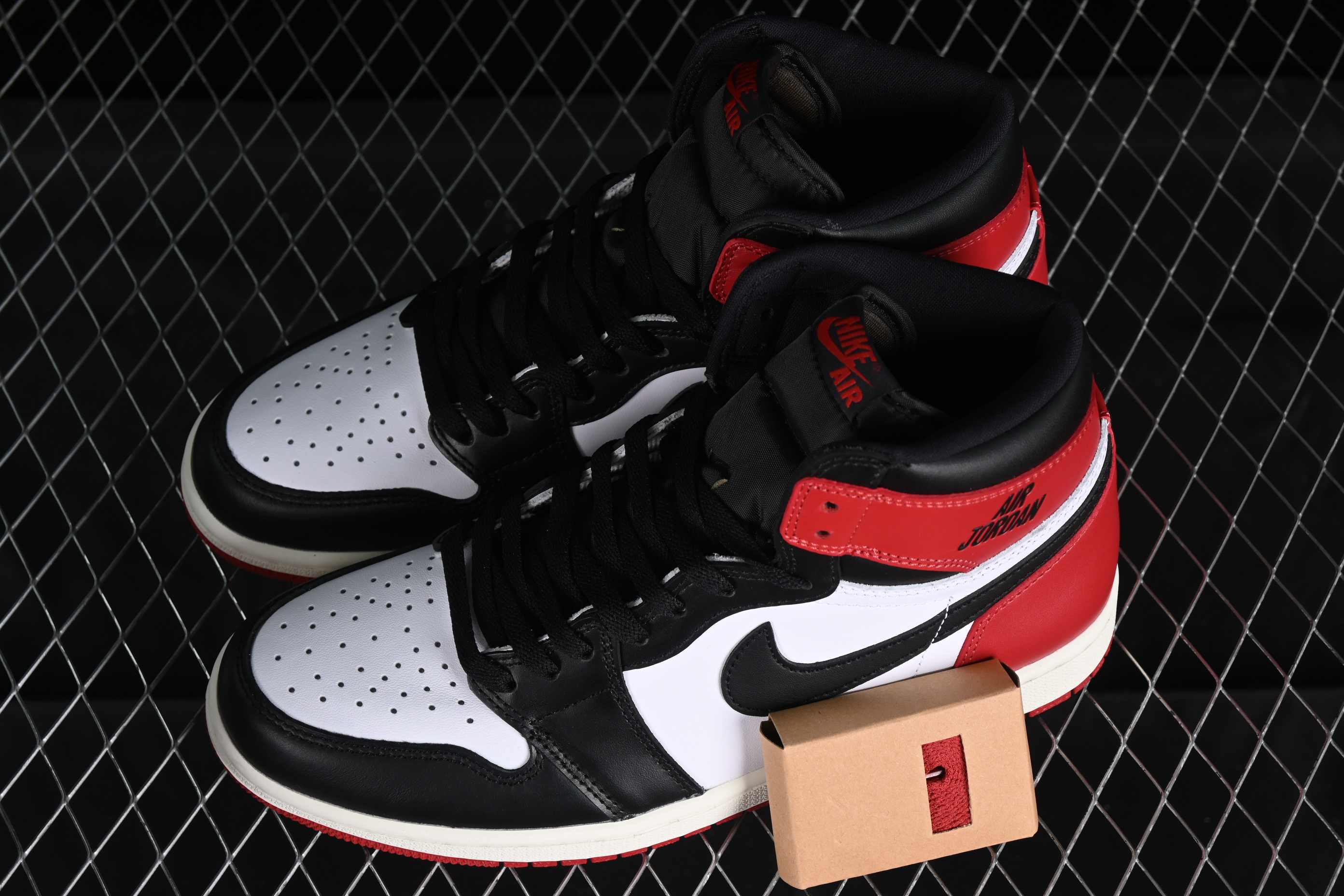 AJ1 high-strength