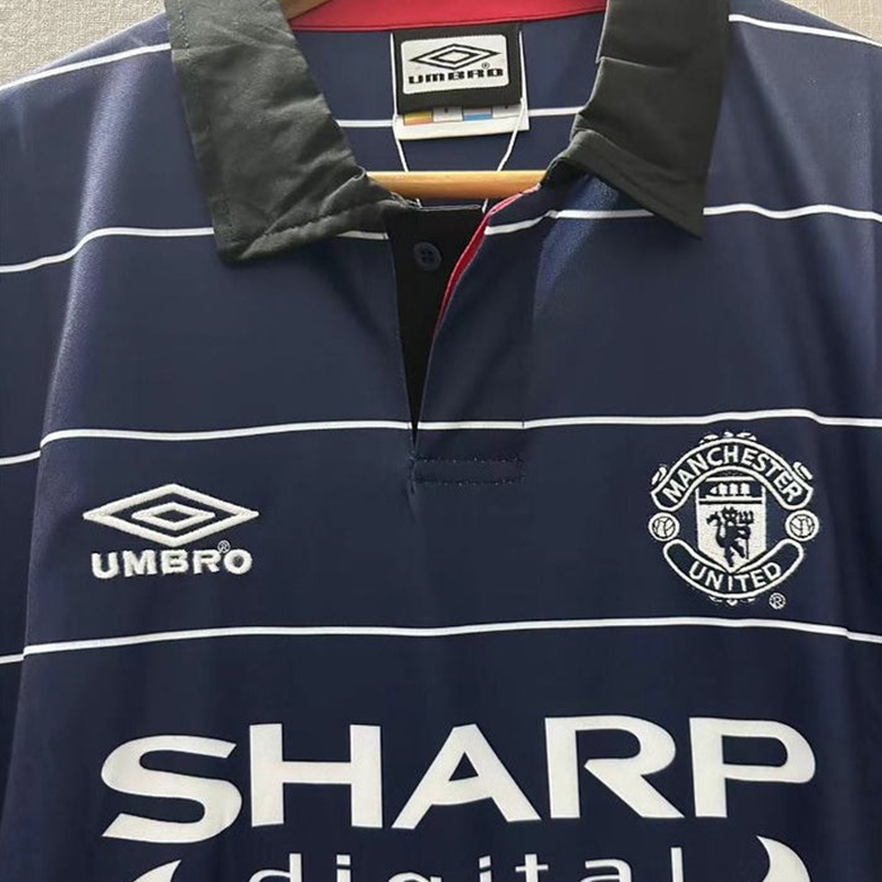 1999-2000 Manchester United Away black