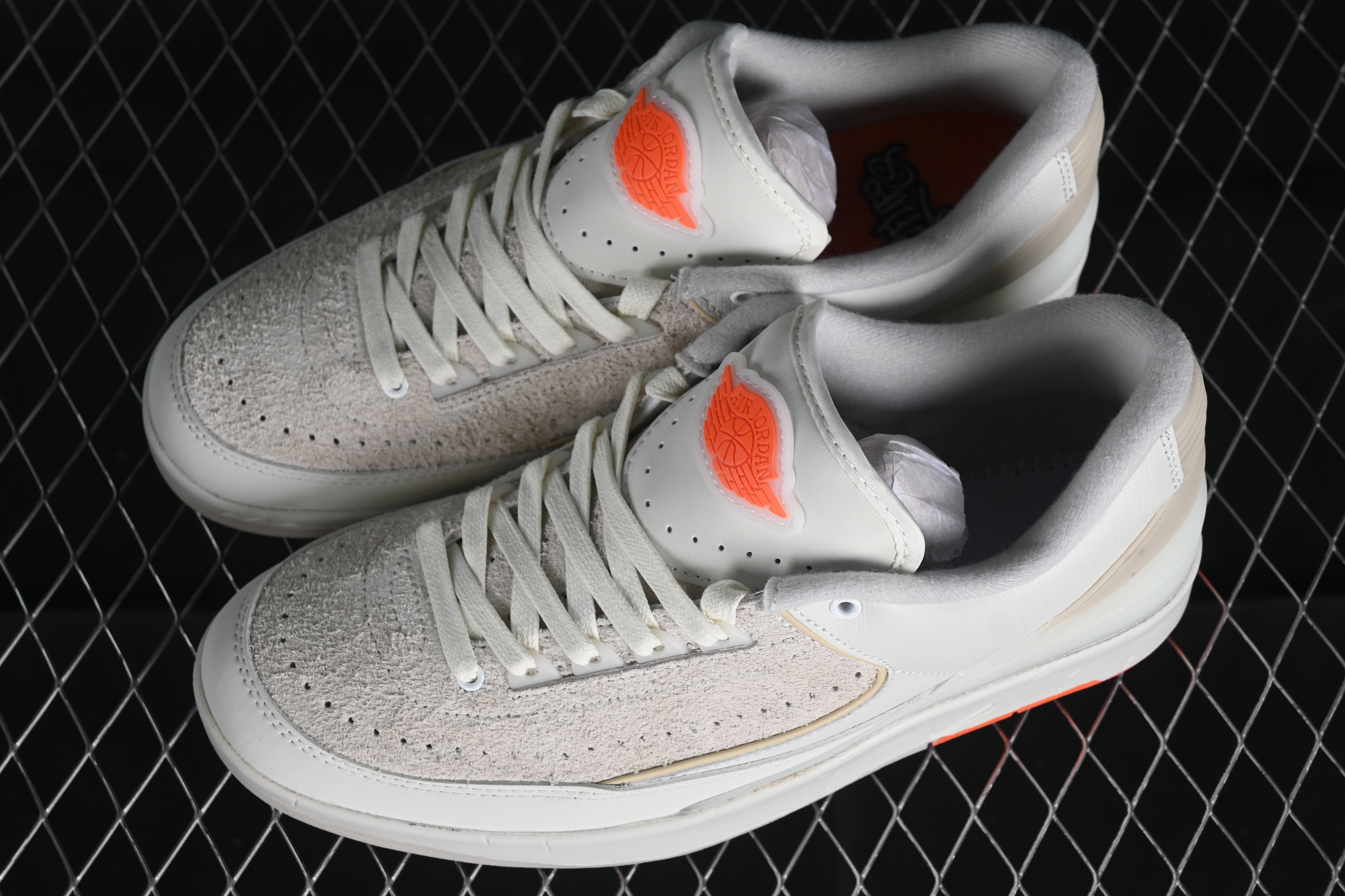 AJ2 low-help
