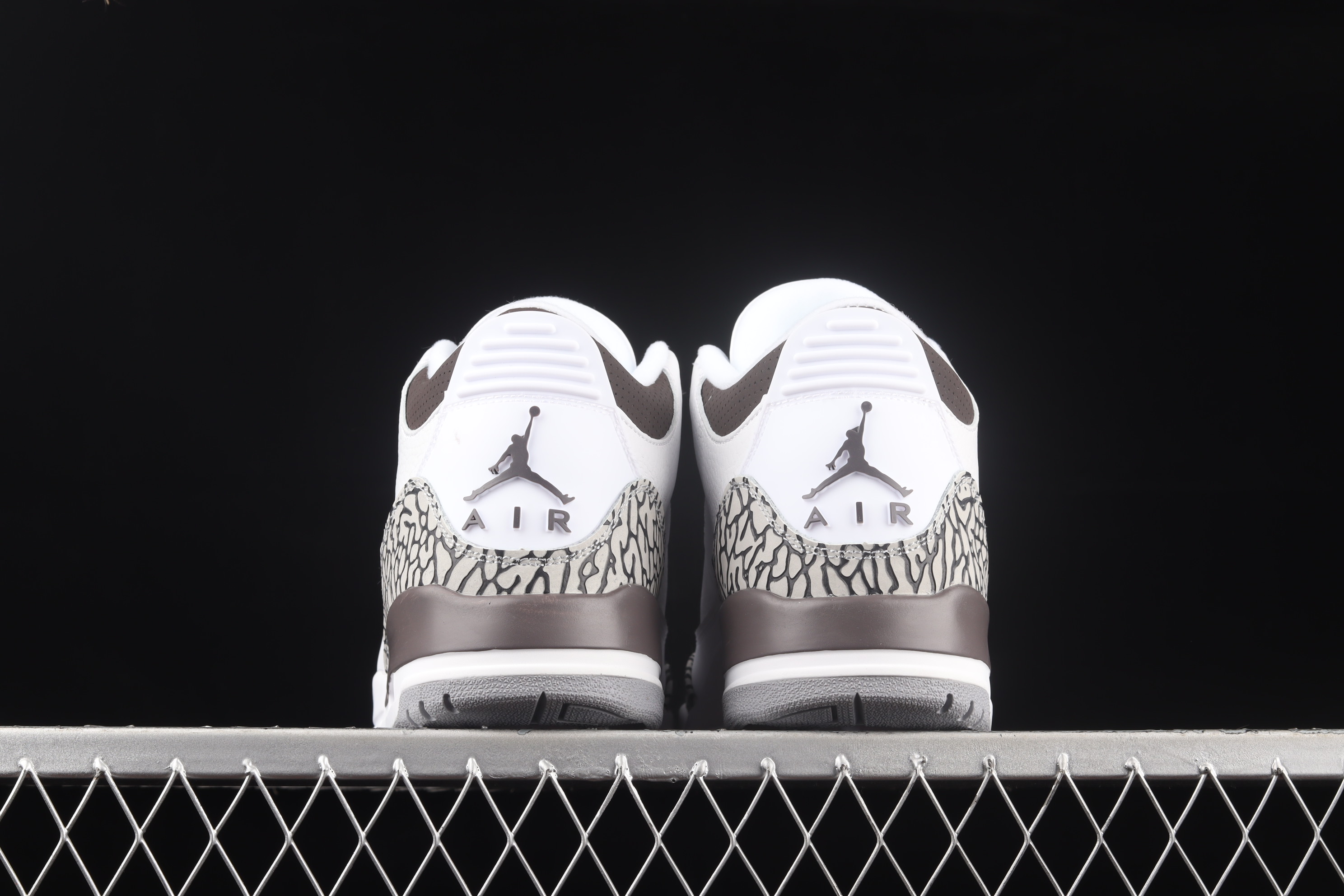 AJ3