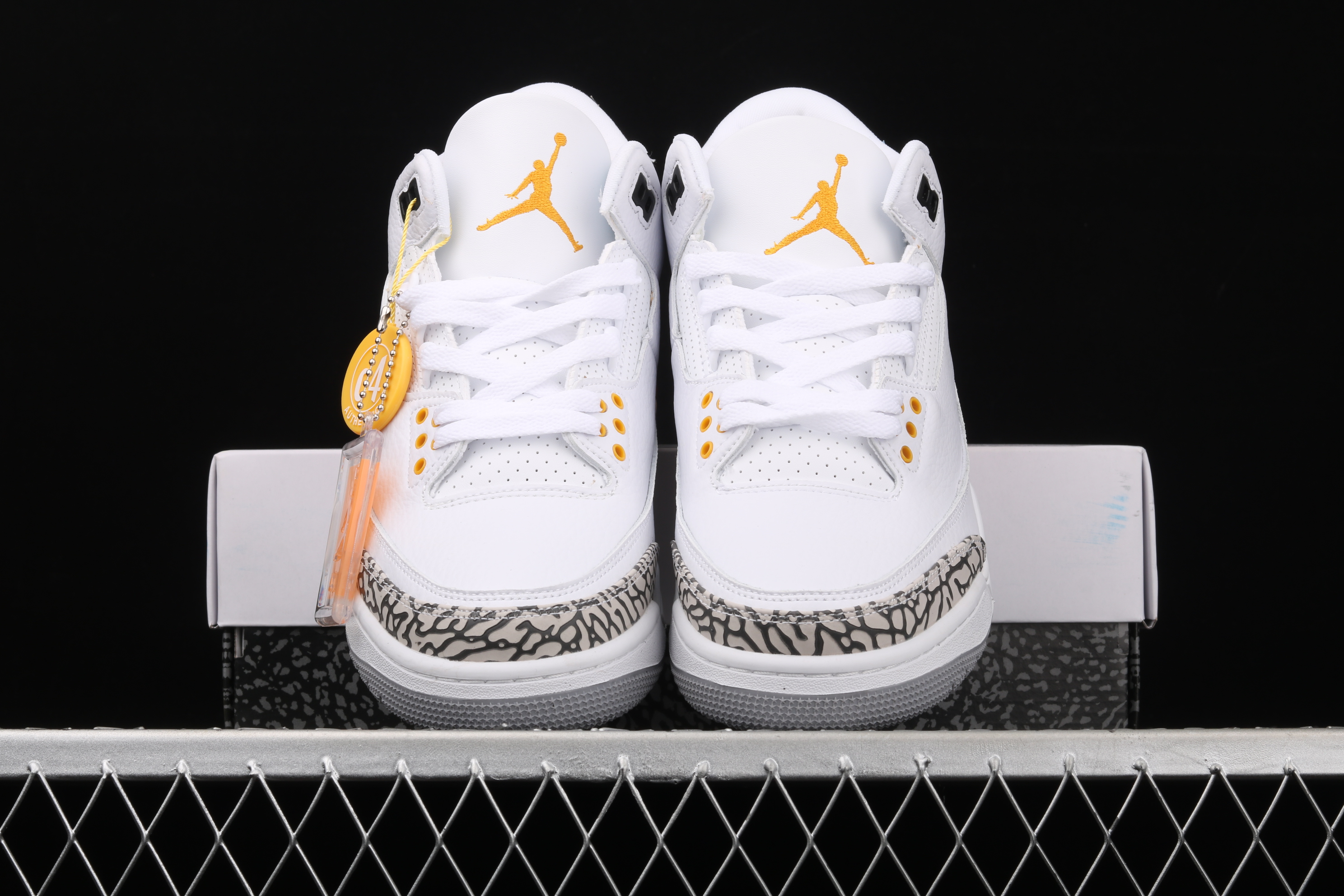 AJ3