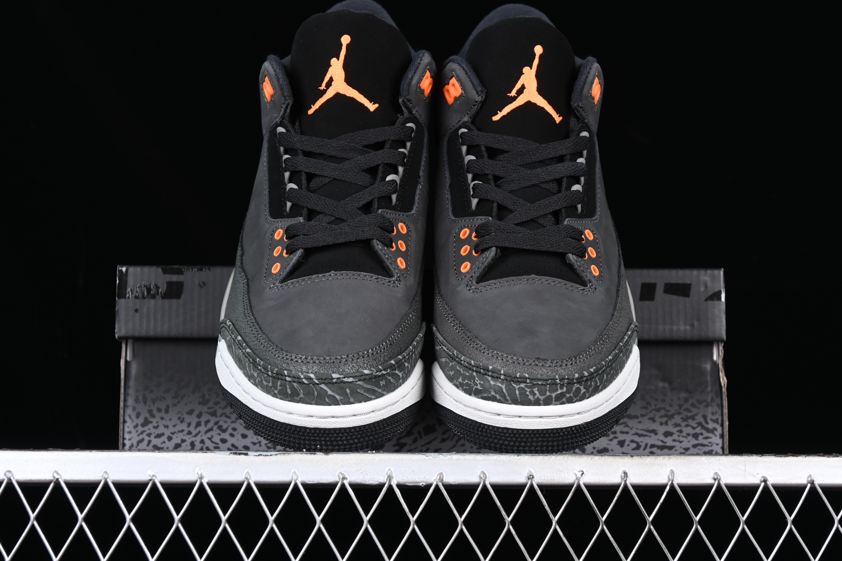 AJ3