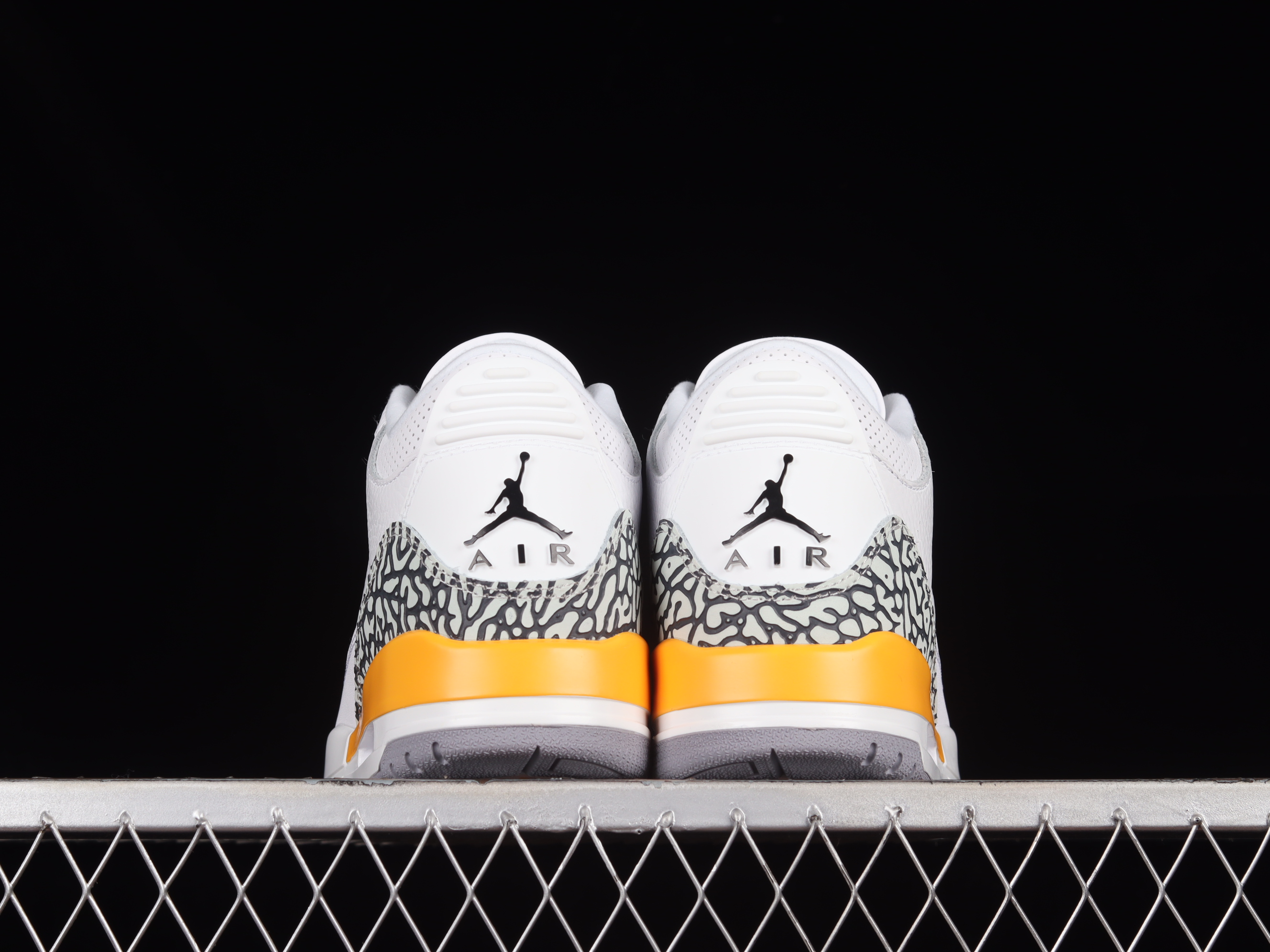 AJ3