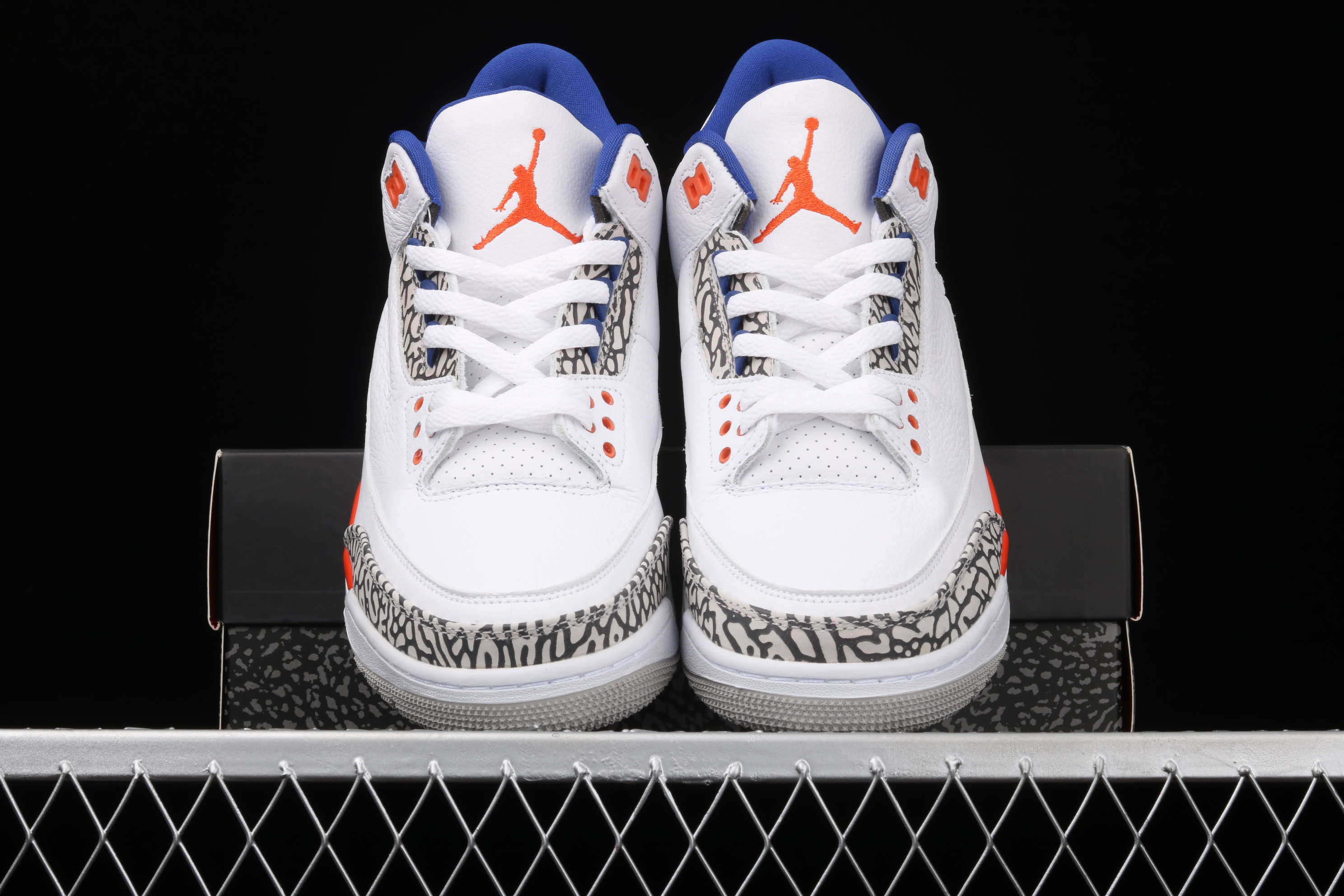 AJ3