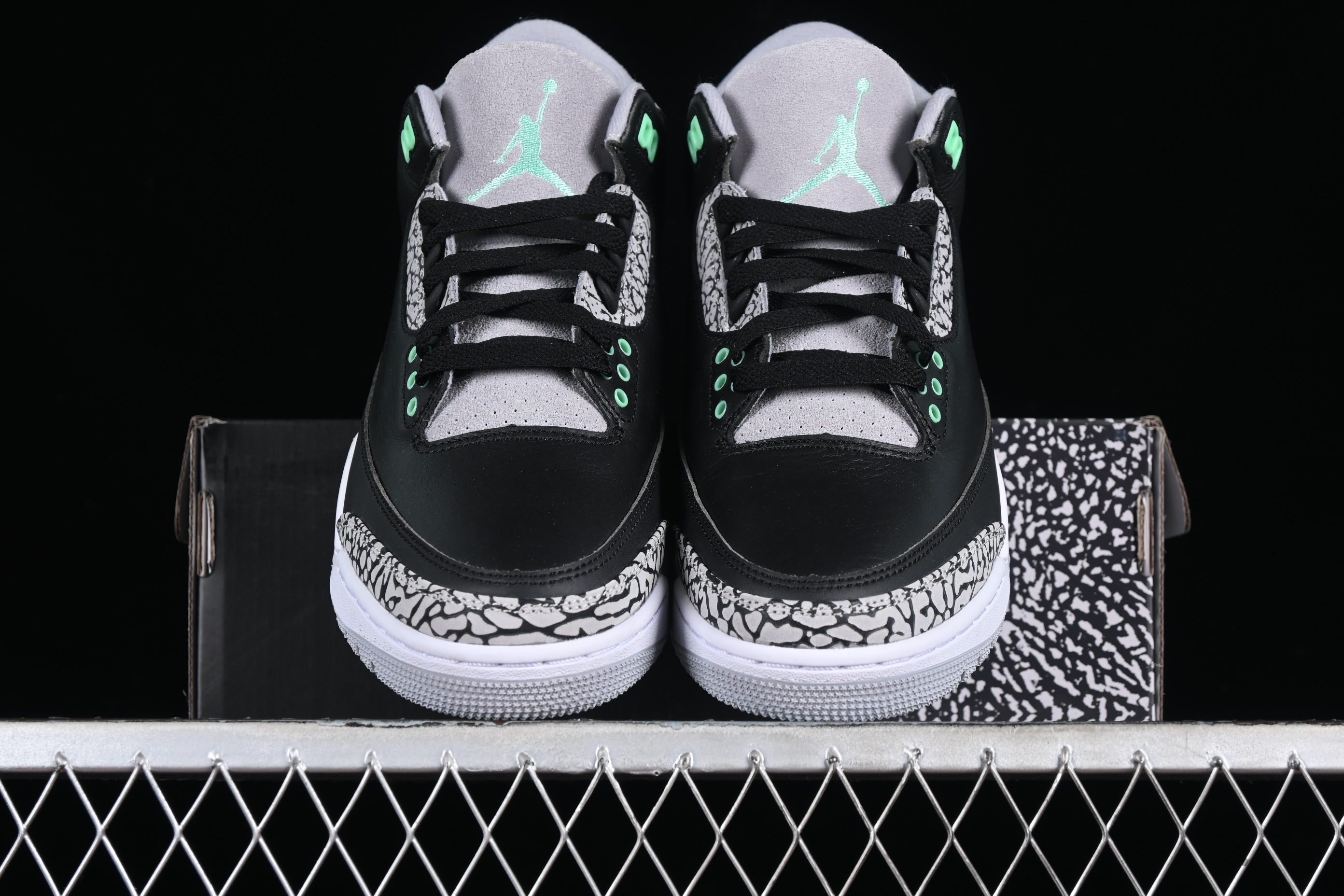 AJ3