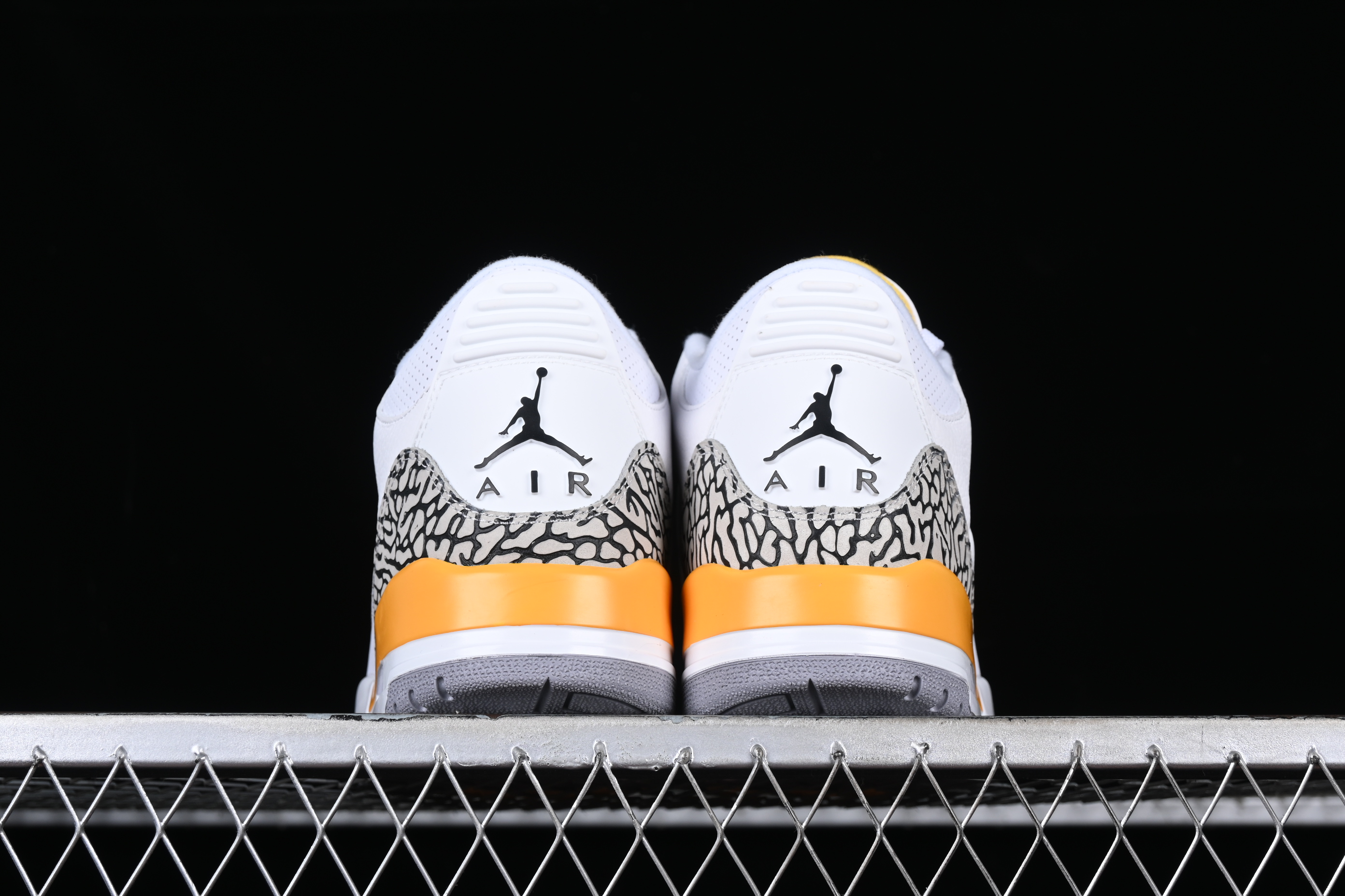 AJ3
