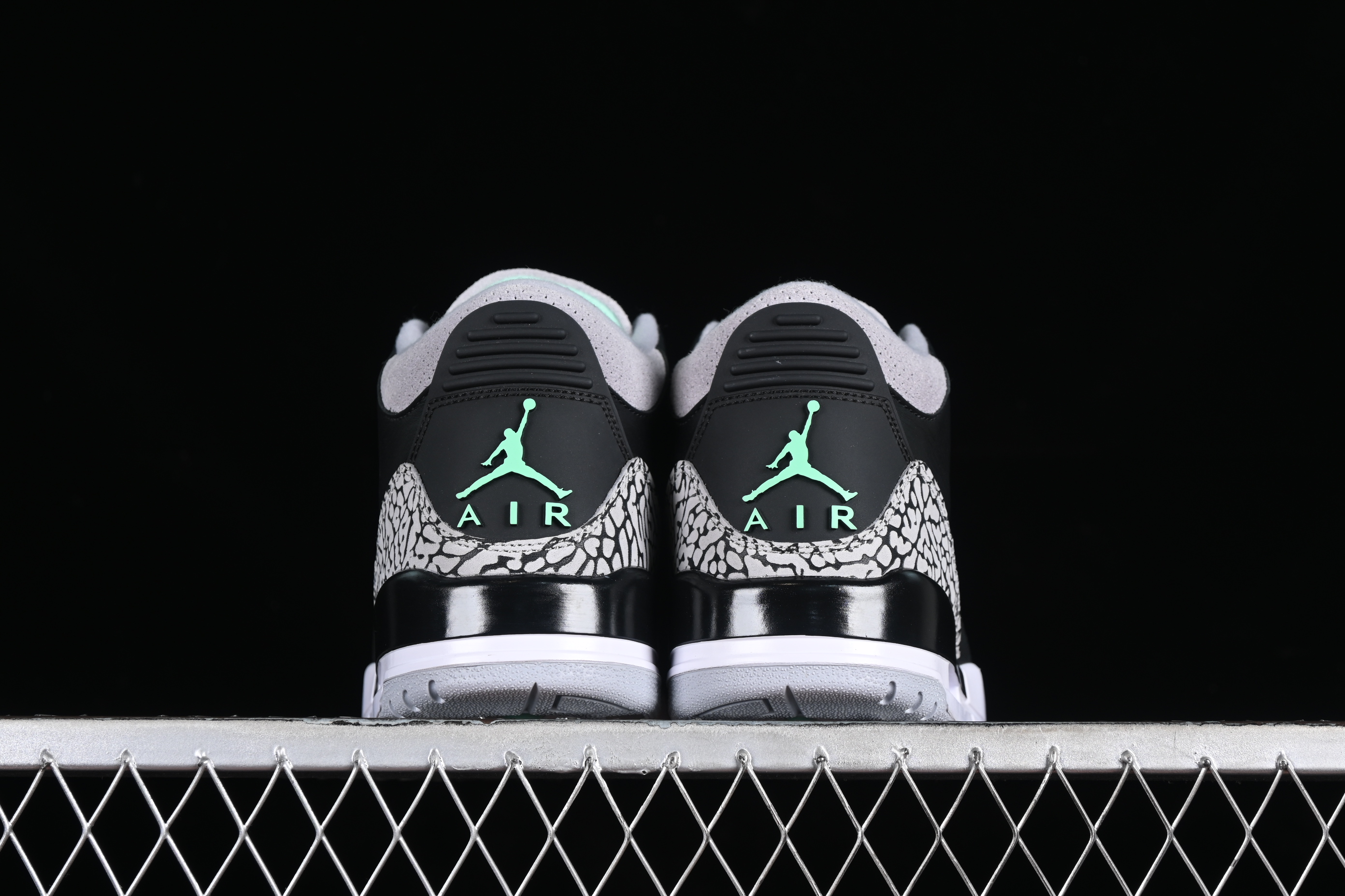 AJ3
