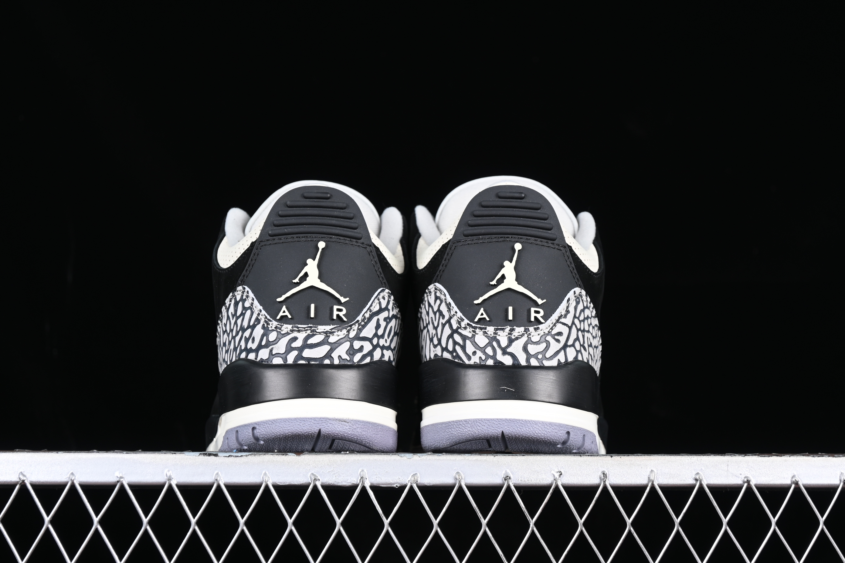 AJ3