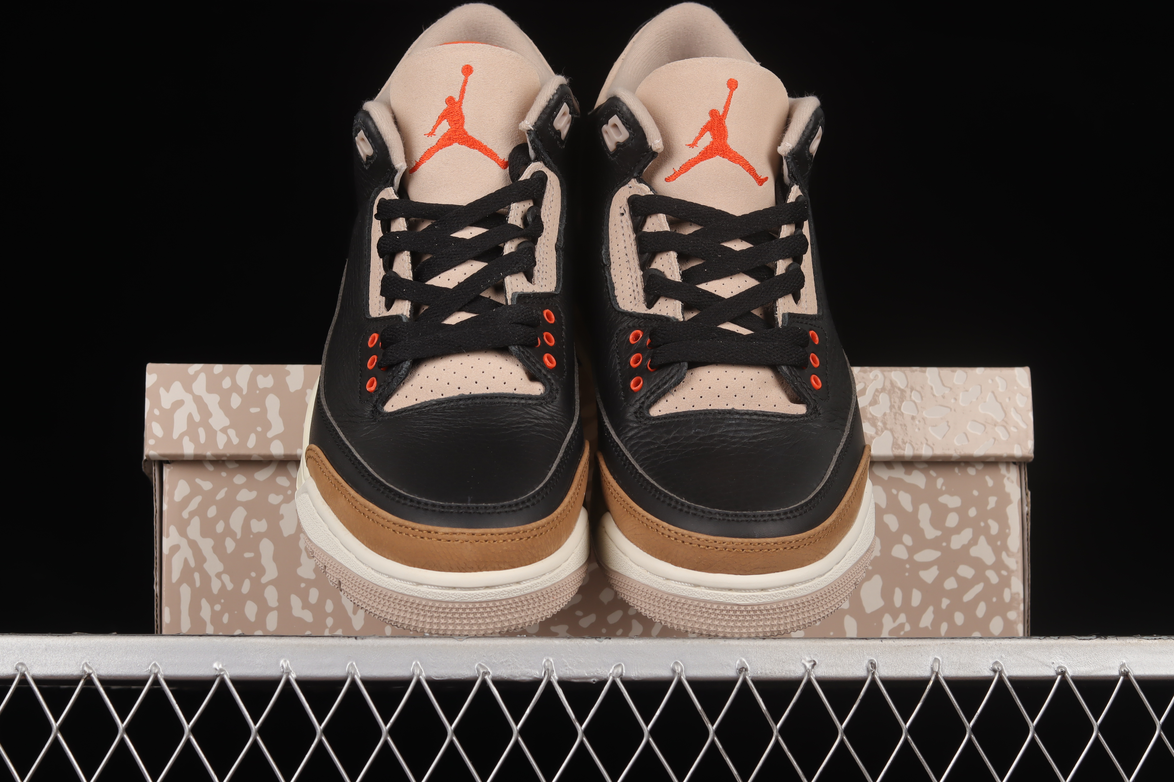 AJ3