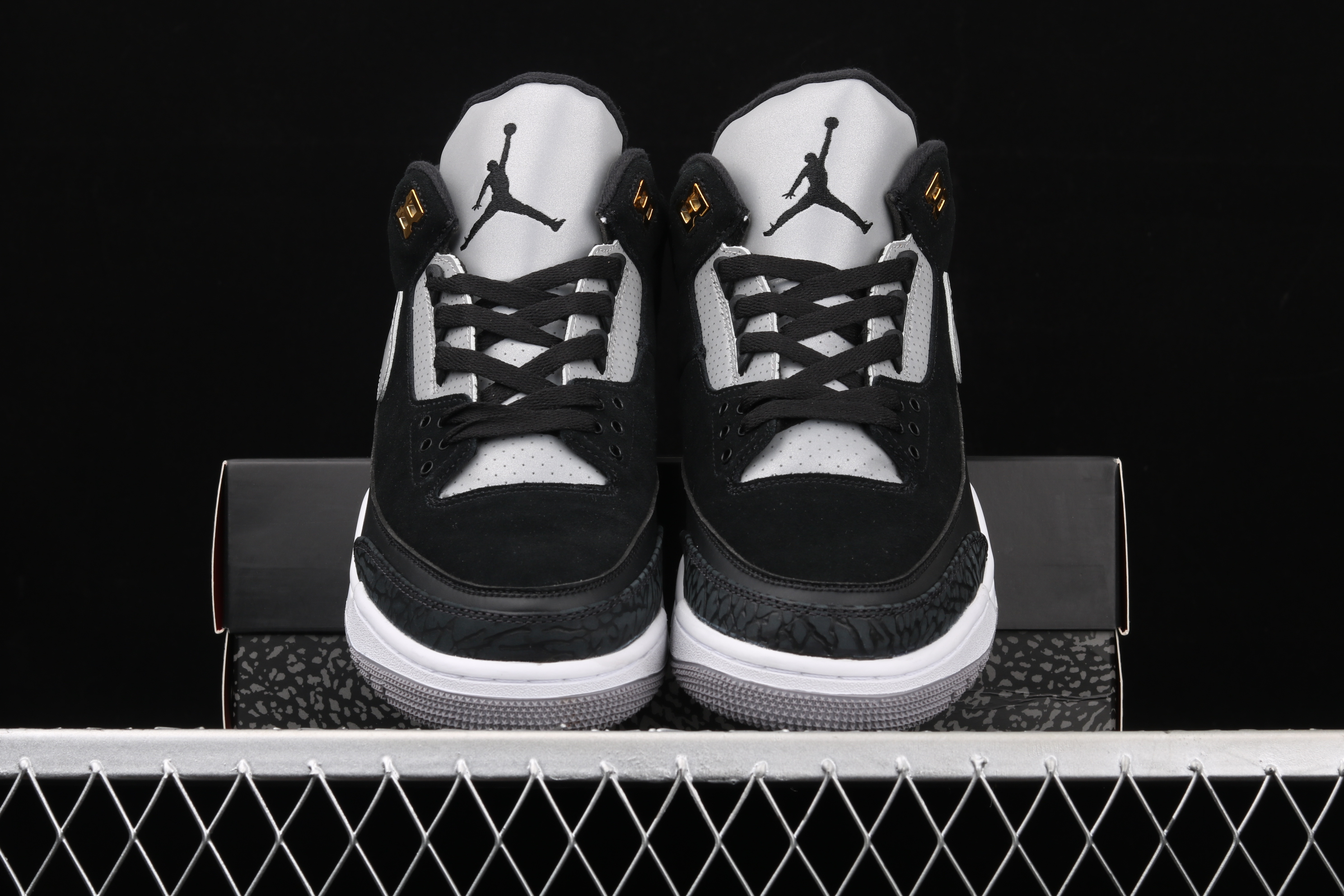 AJ3