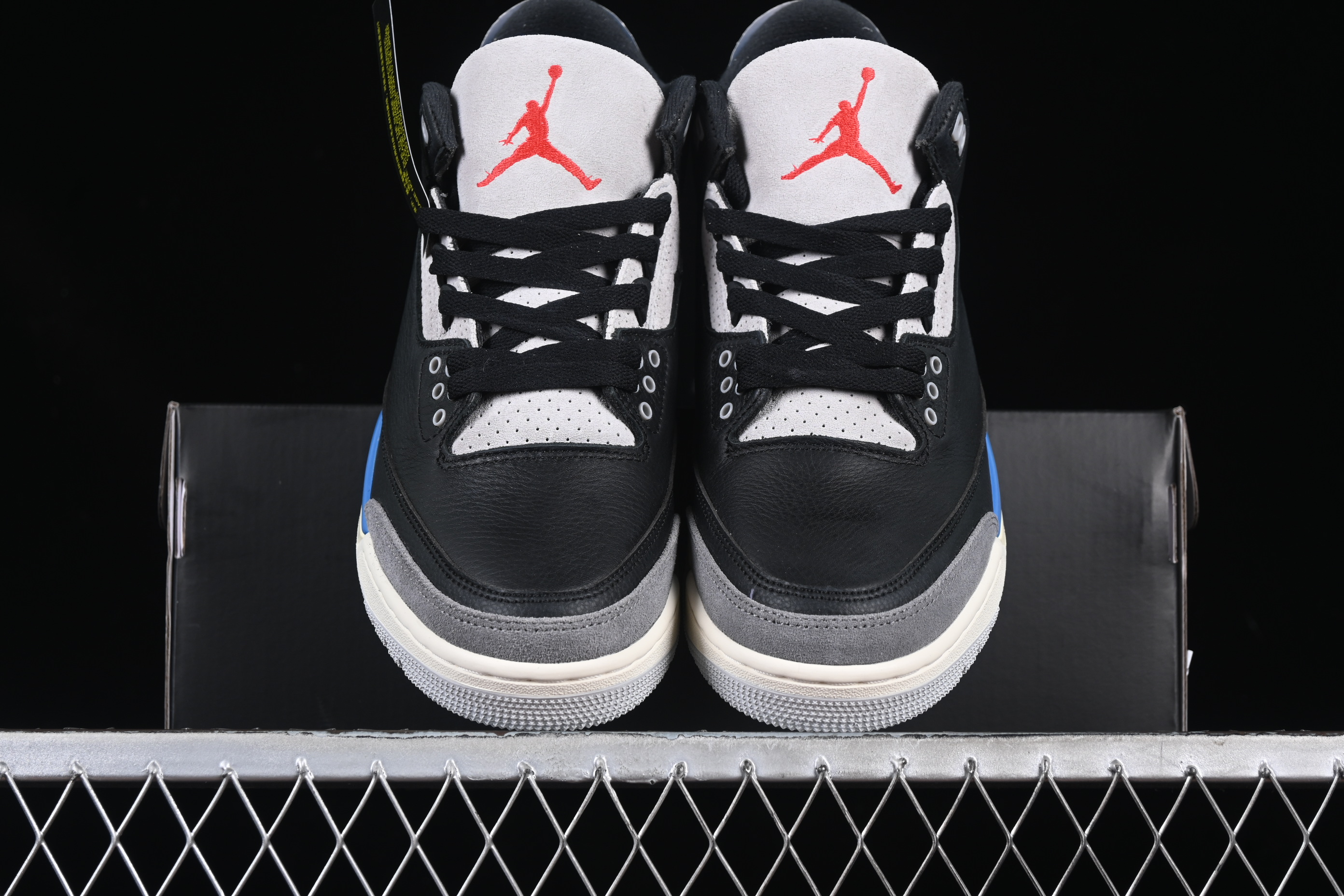 AJ3