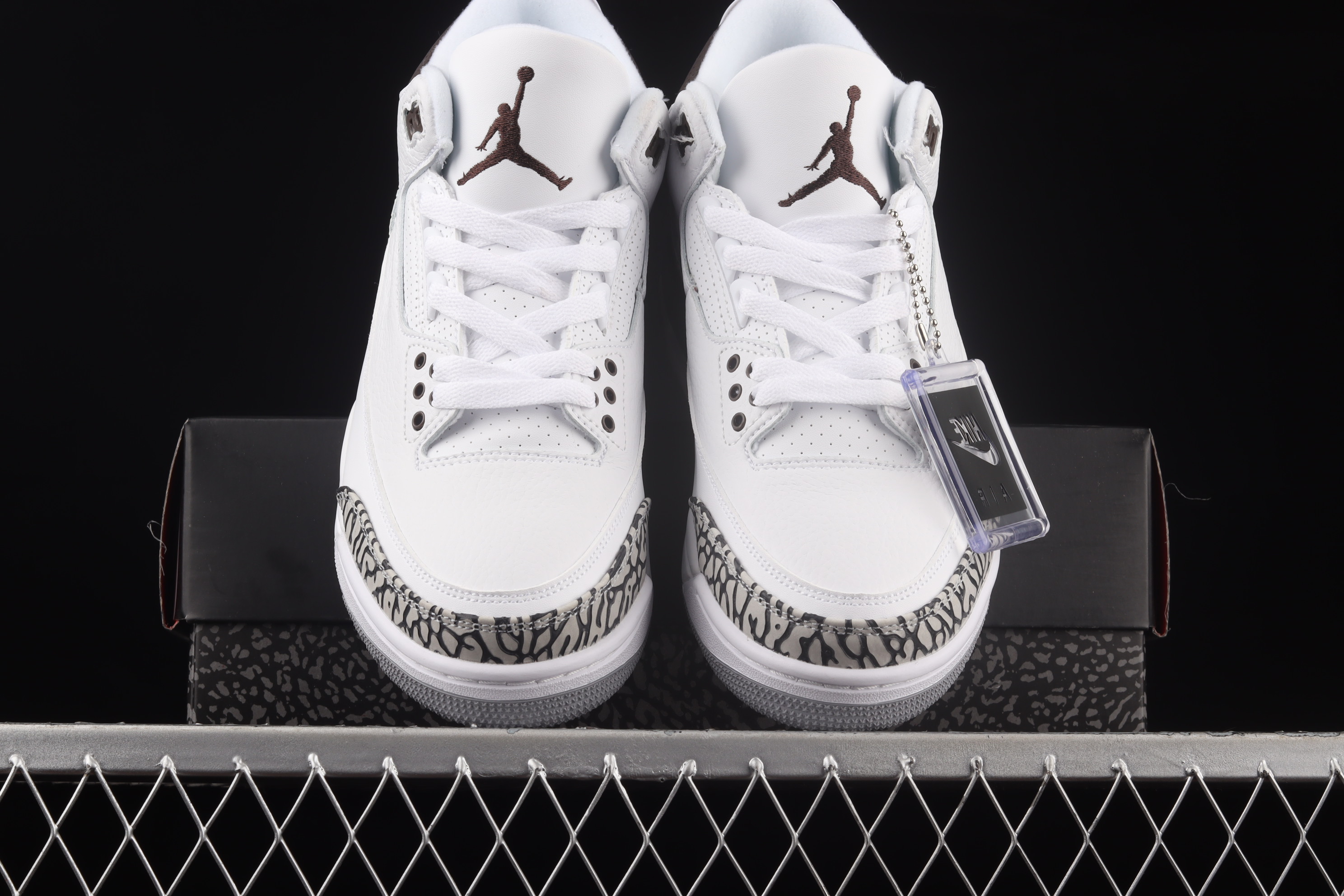 AJ3
