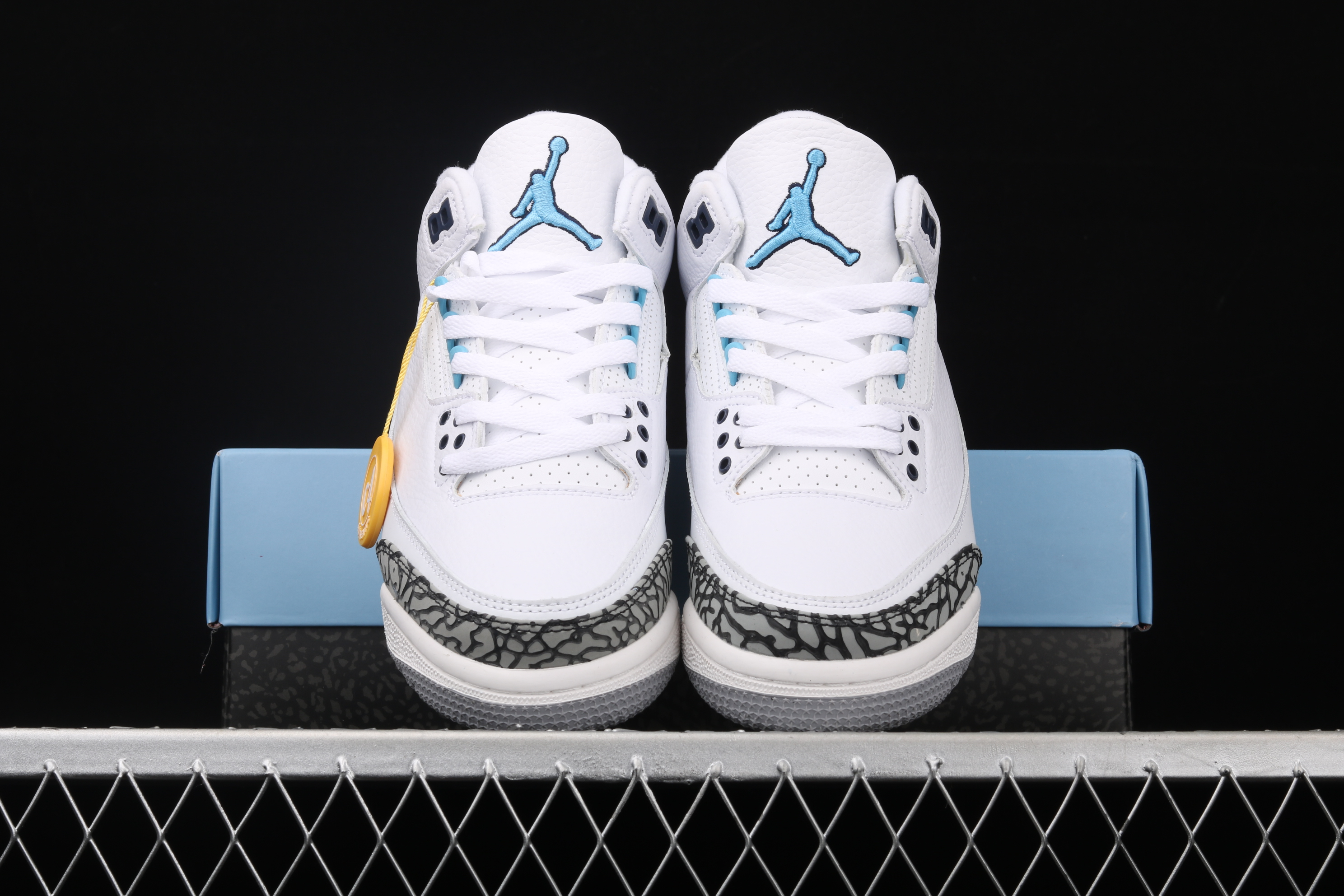 AJ3