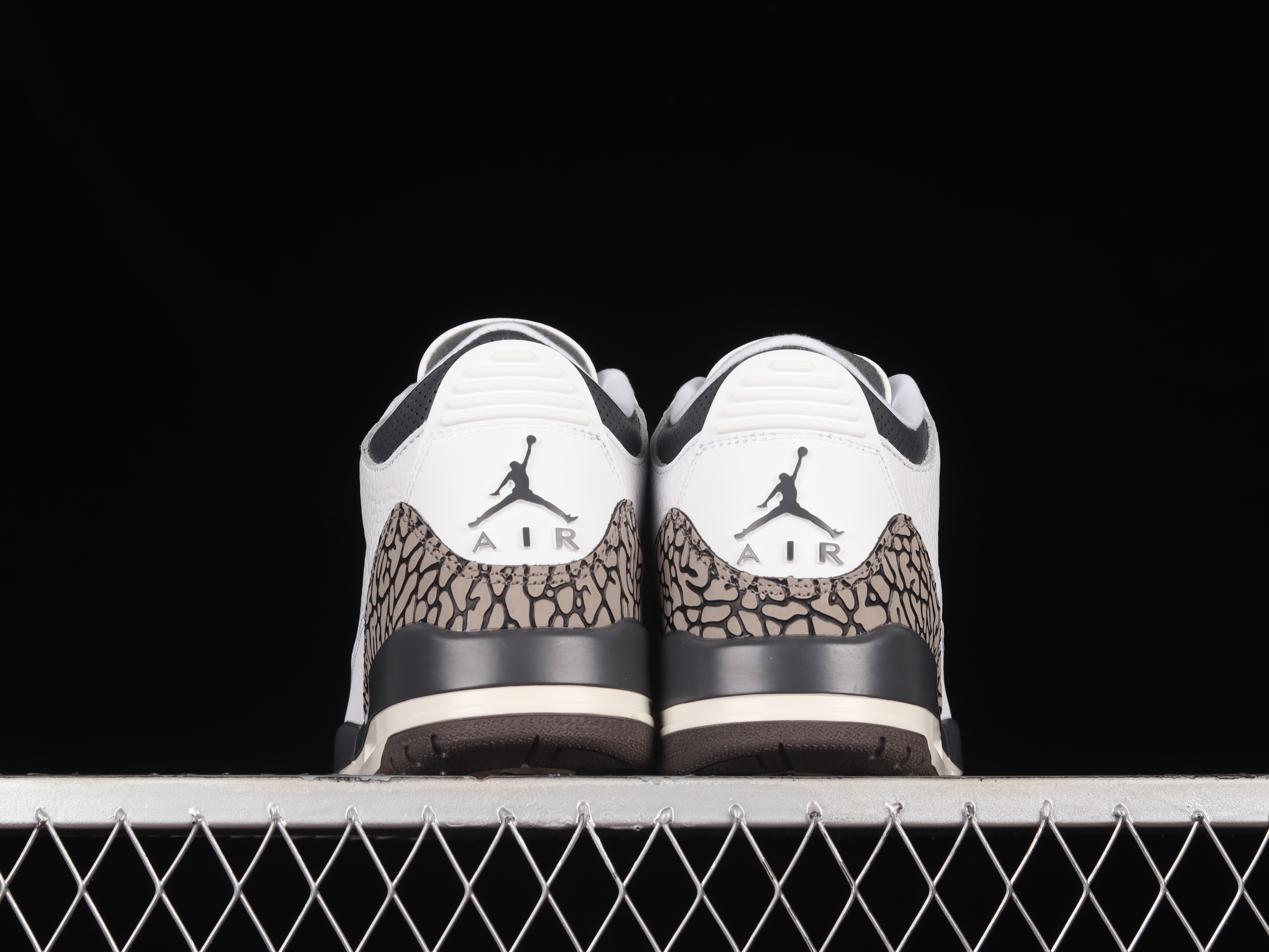 AJ3