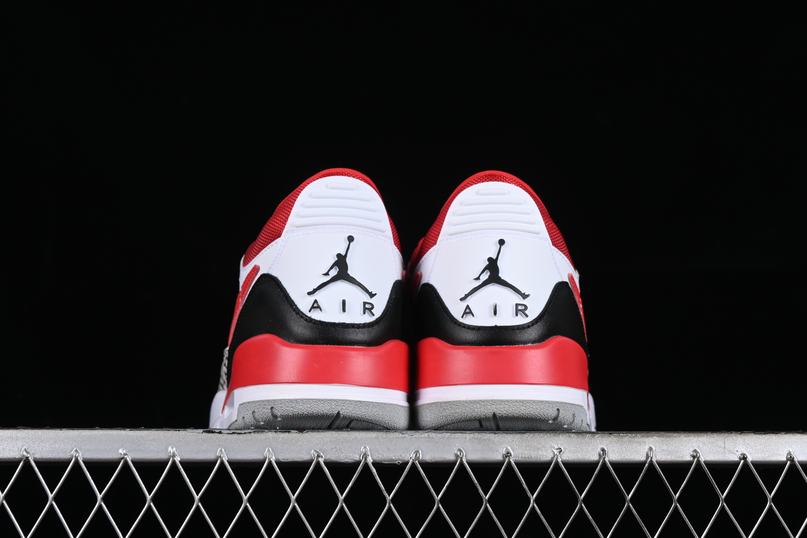 AJ312 Low helper