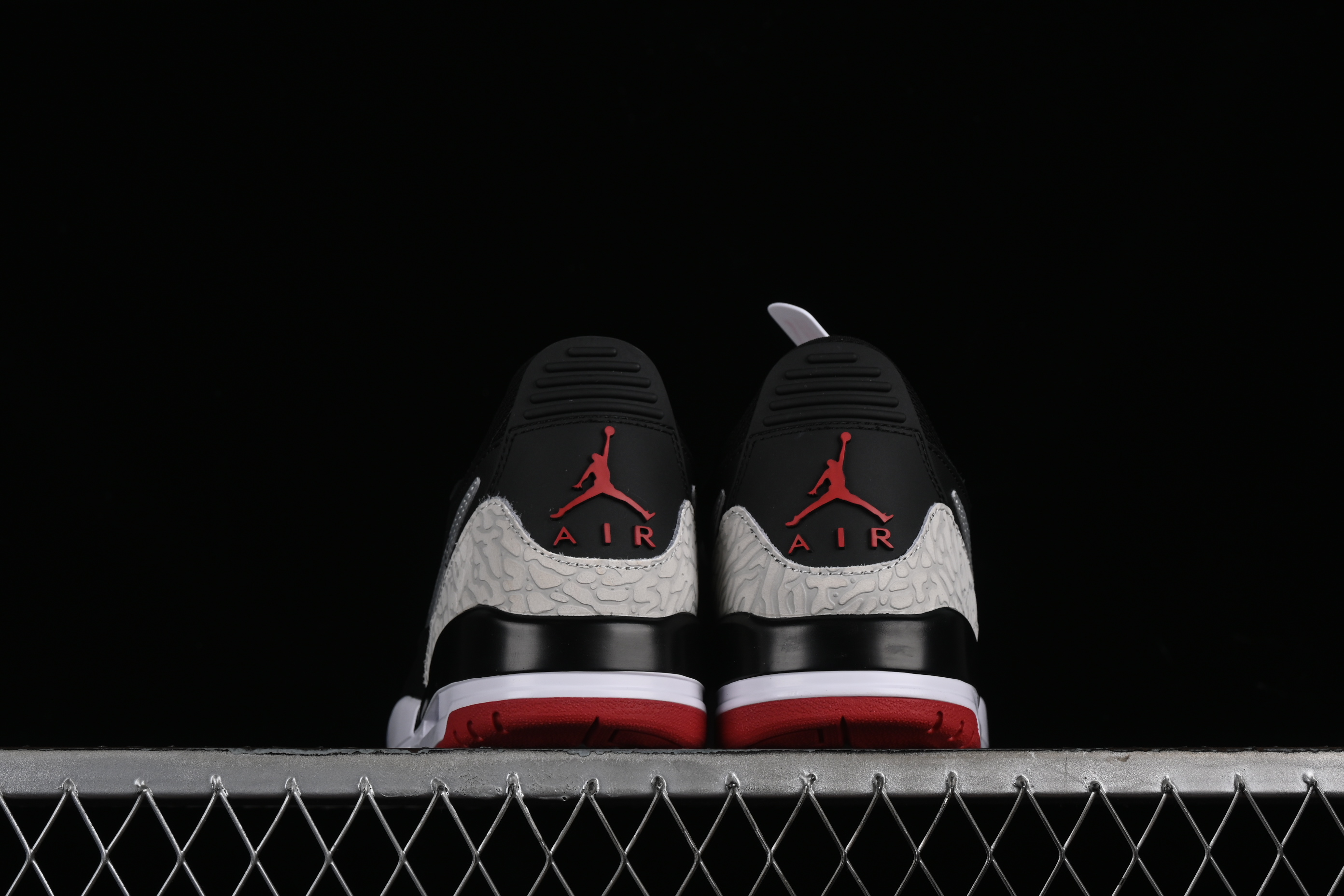 AJ312 Low helper