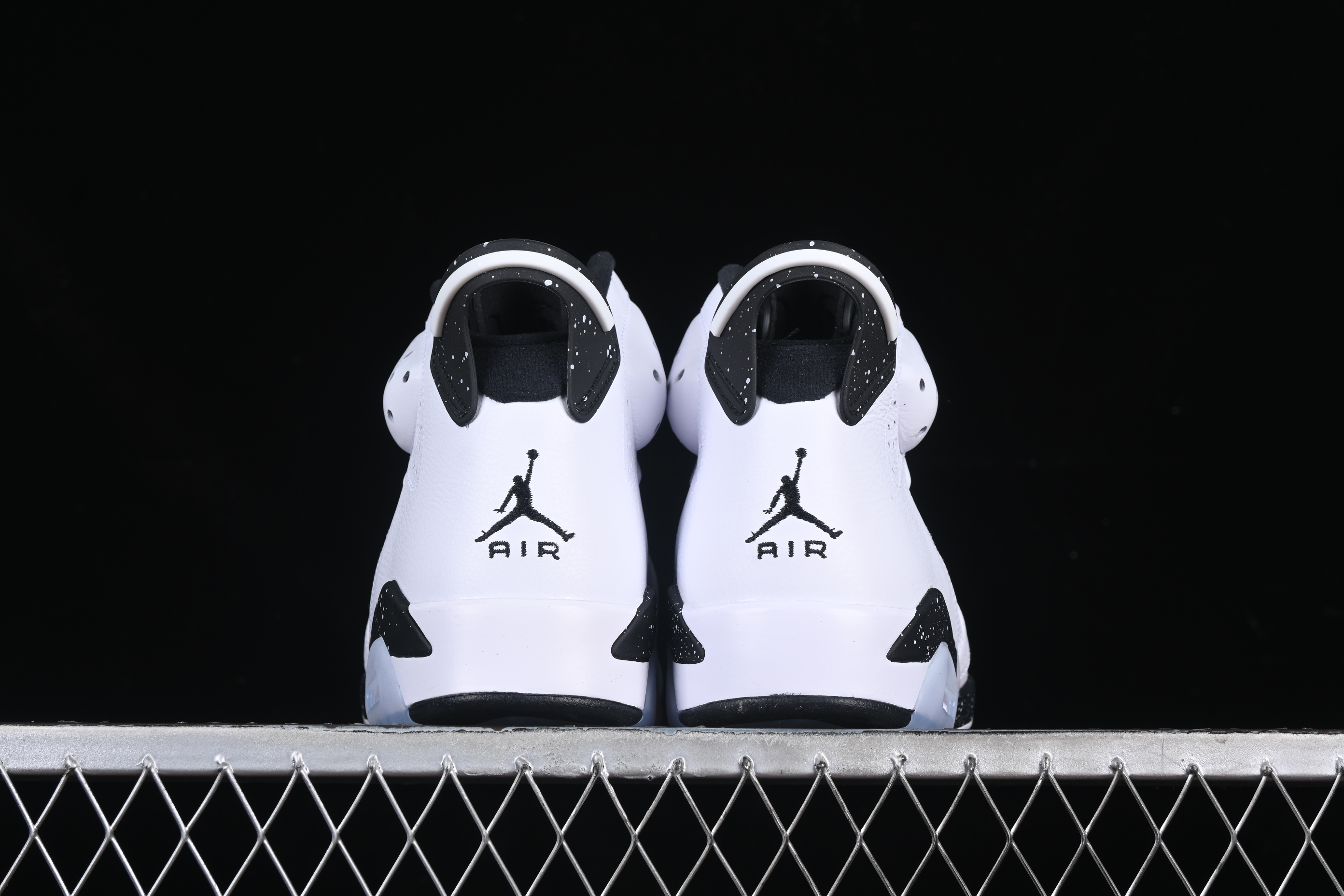 AJ6