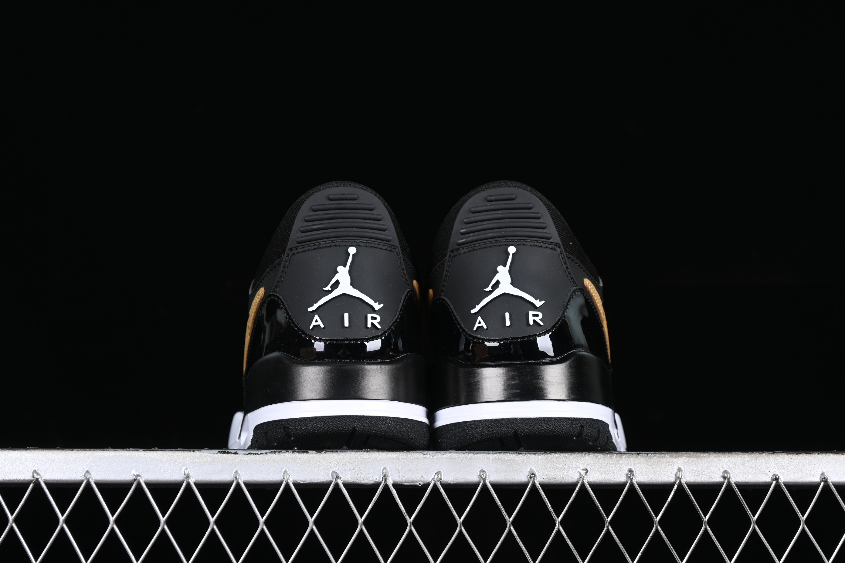 AJ312 Low side