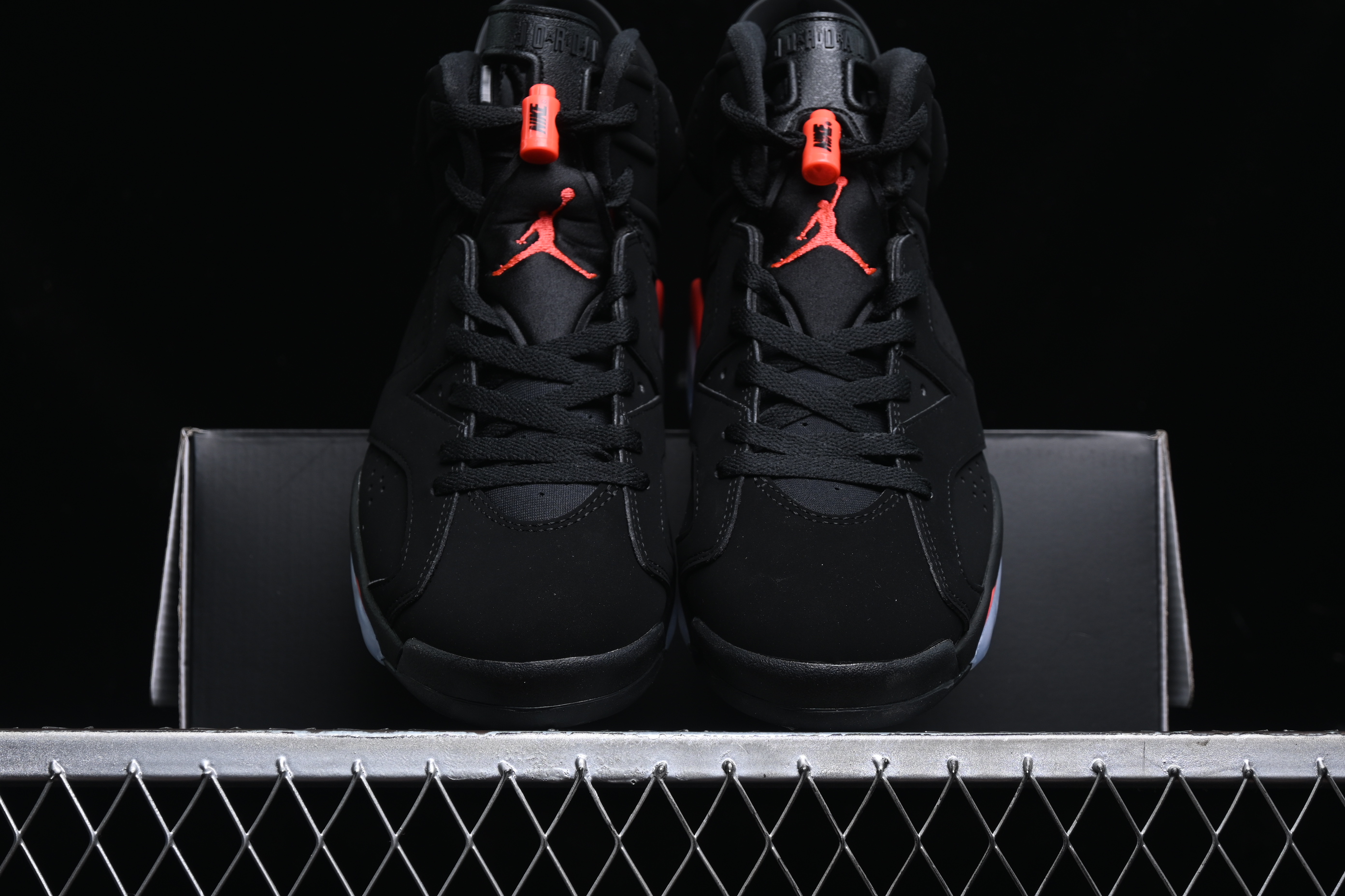 AJ6