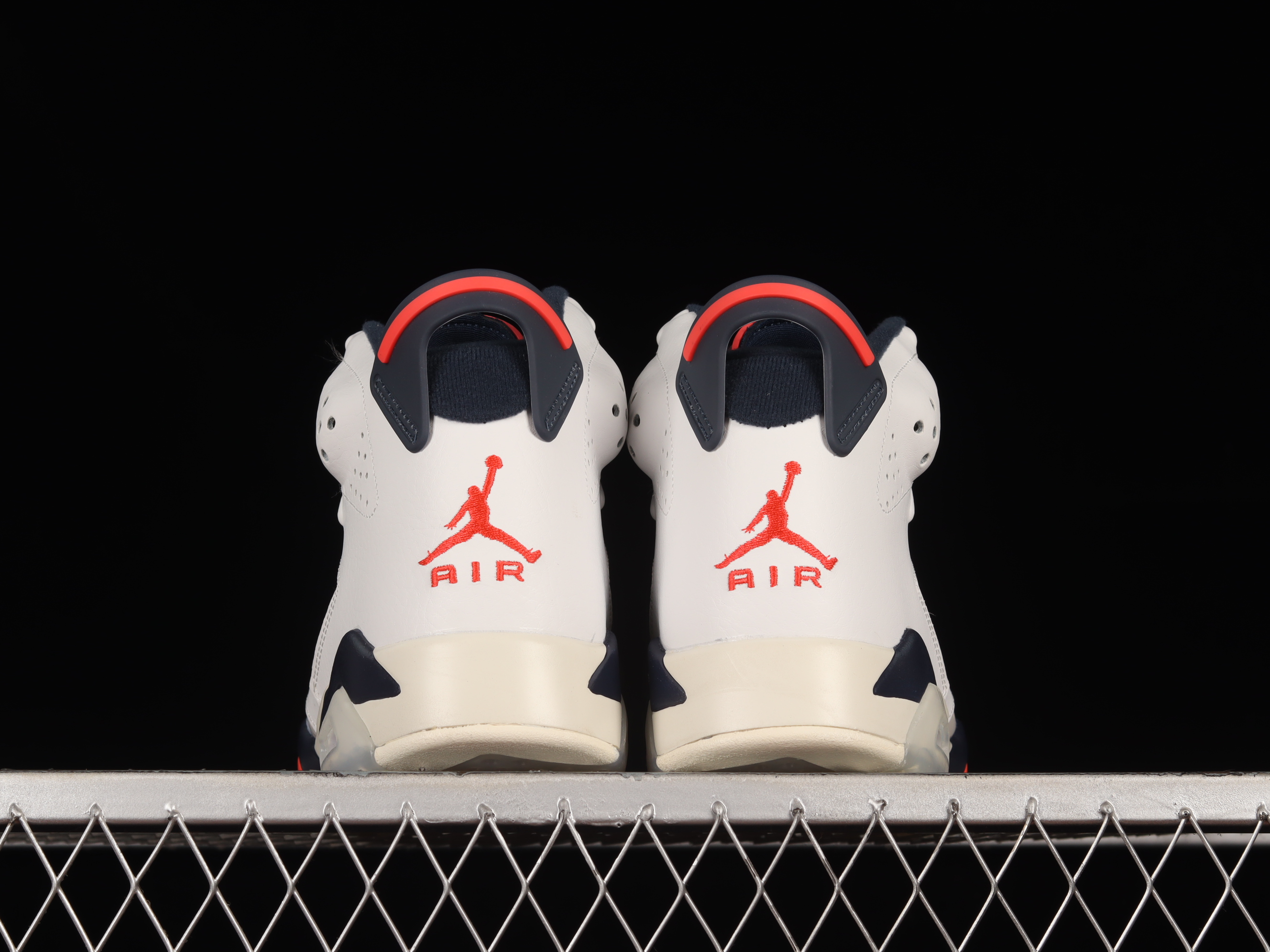AJ6