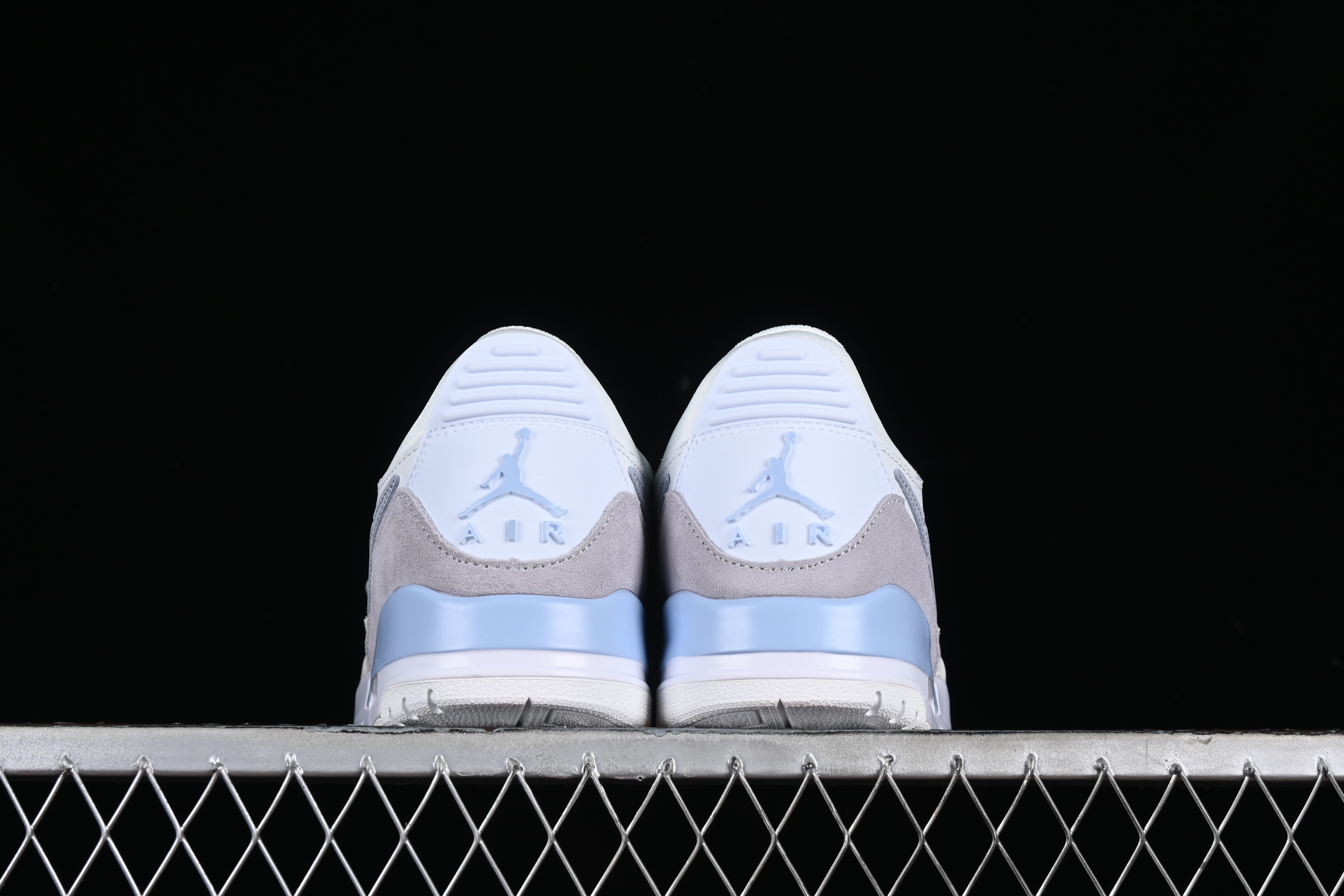AJ312 Low helper