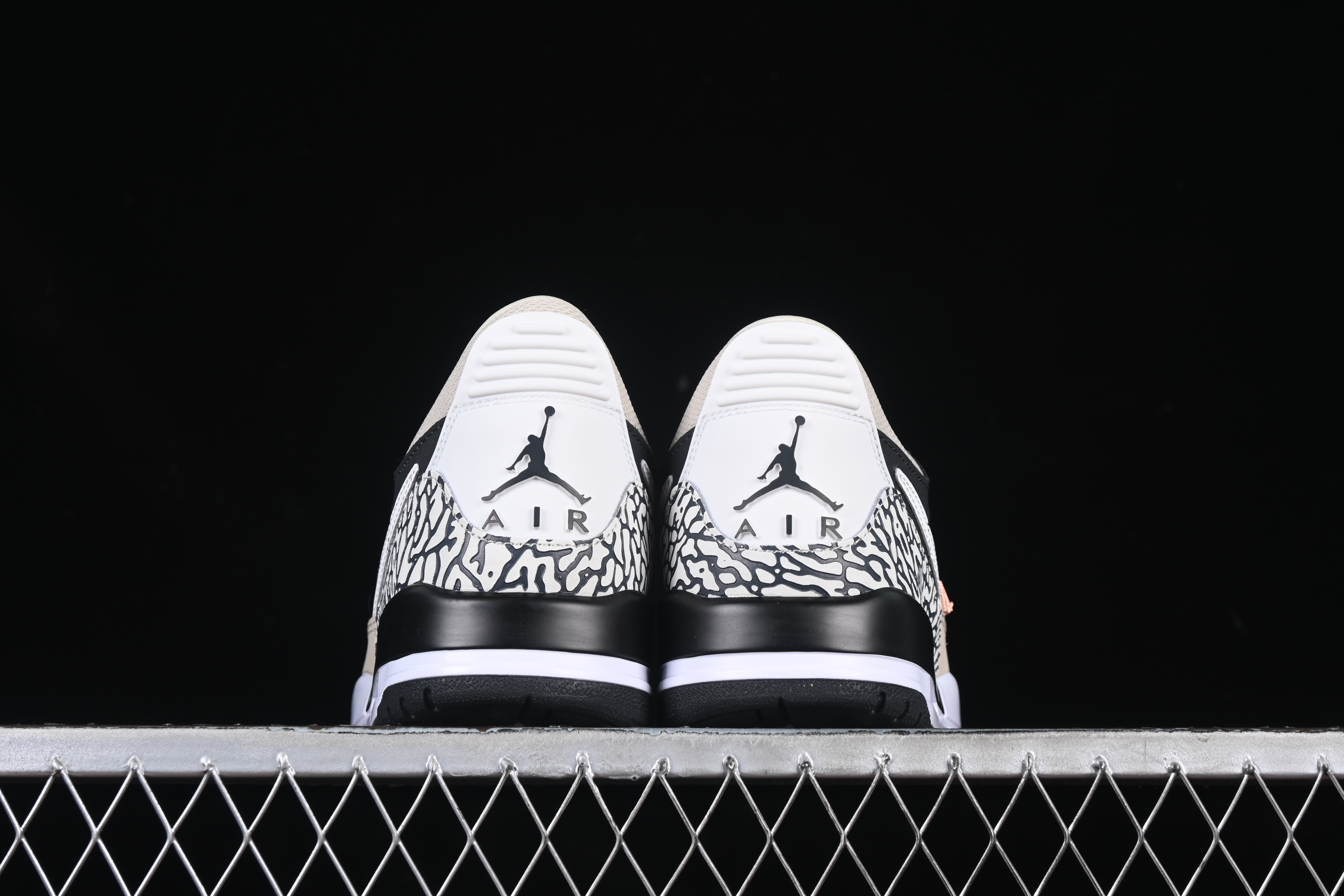 AJ312 Low