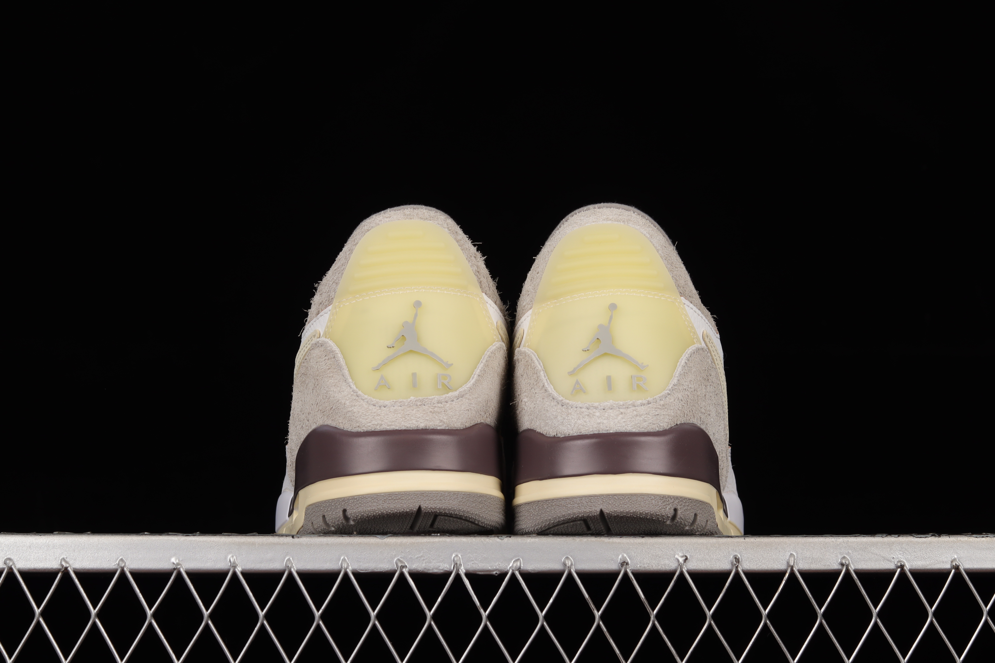 AJ312 Low helper