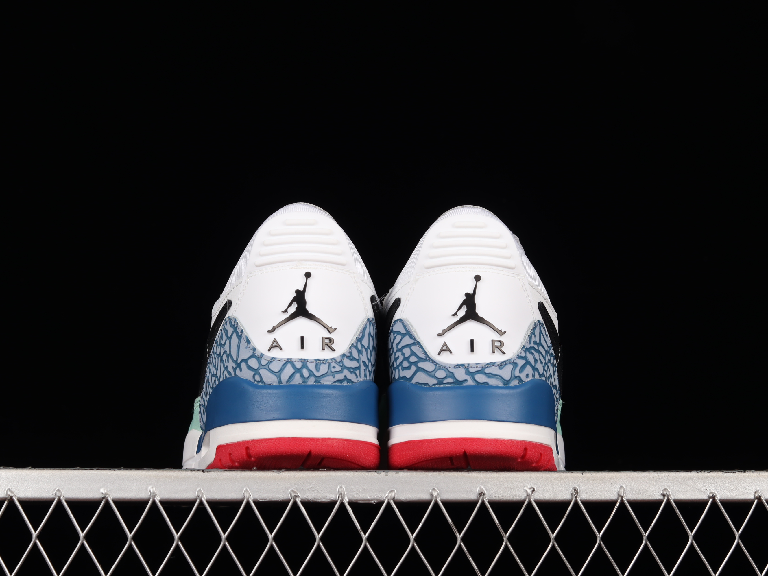 AJ312 low-profile