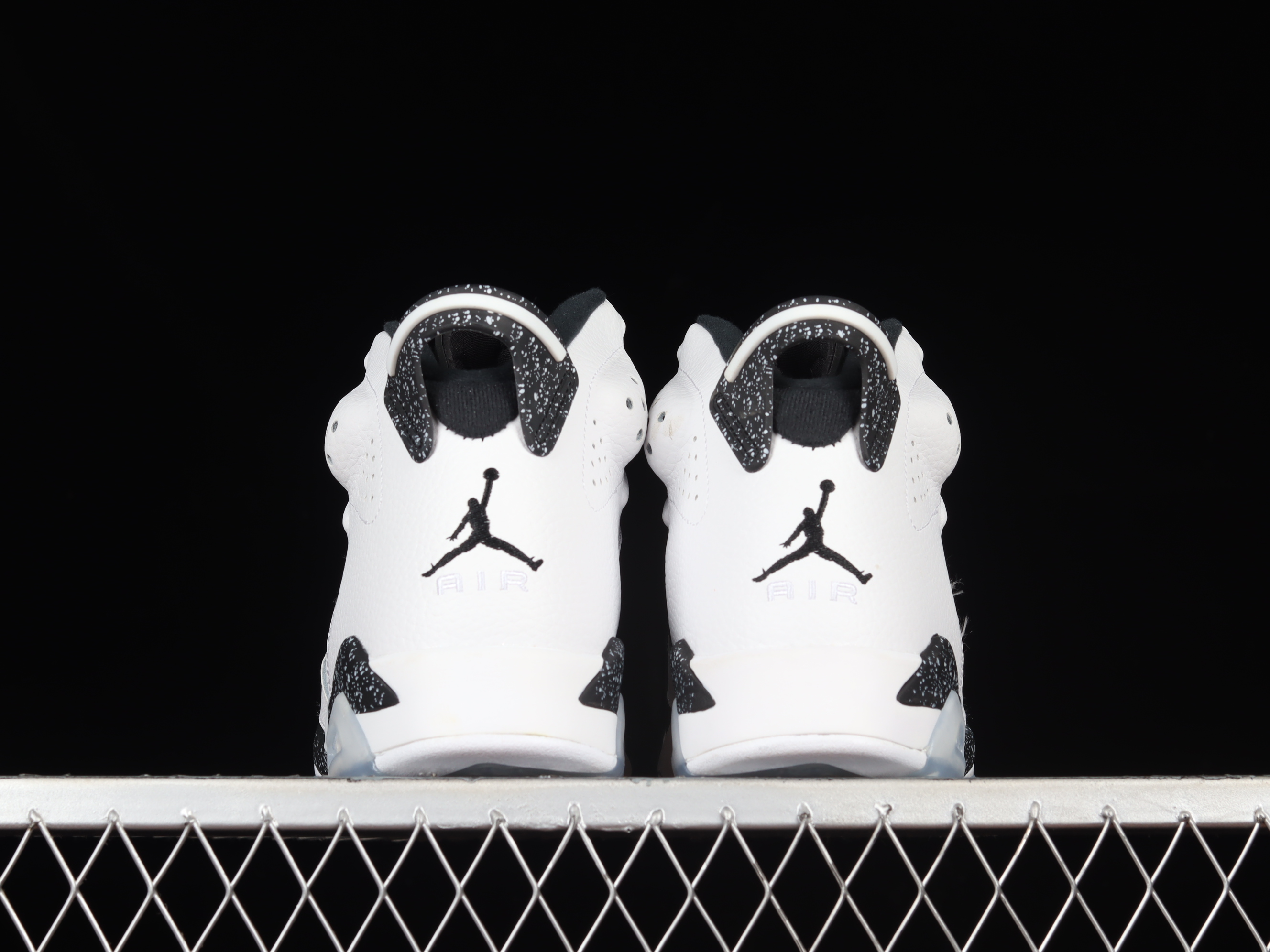 AJ6