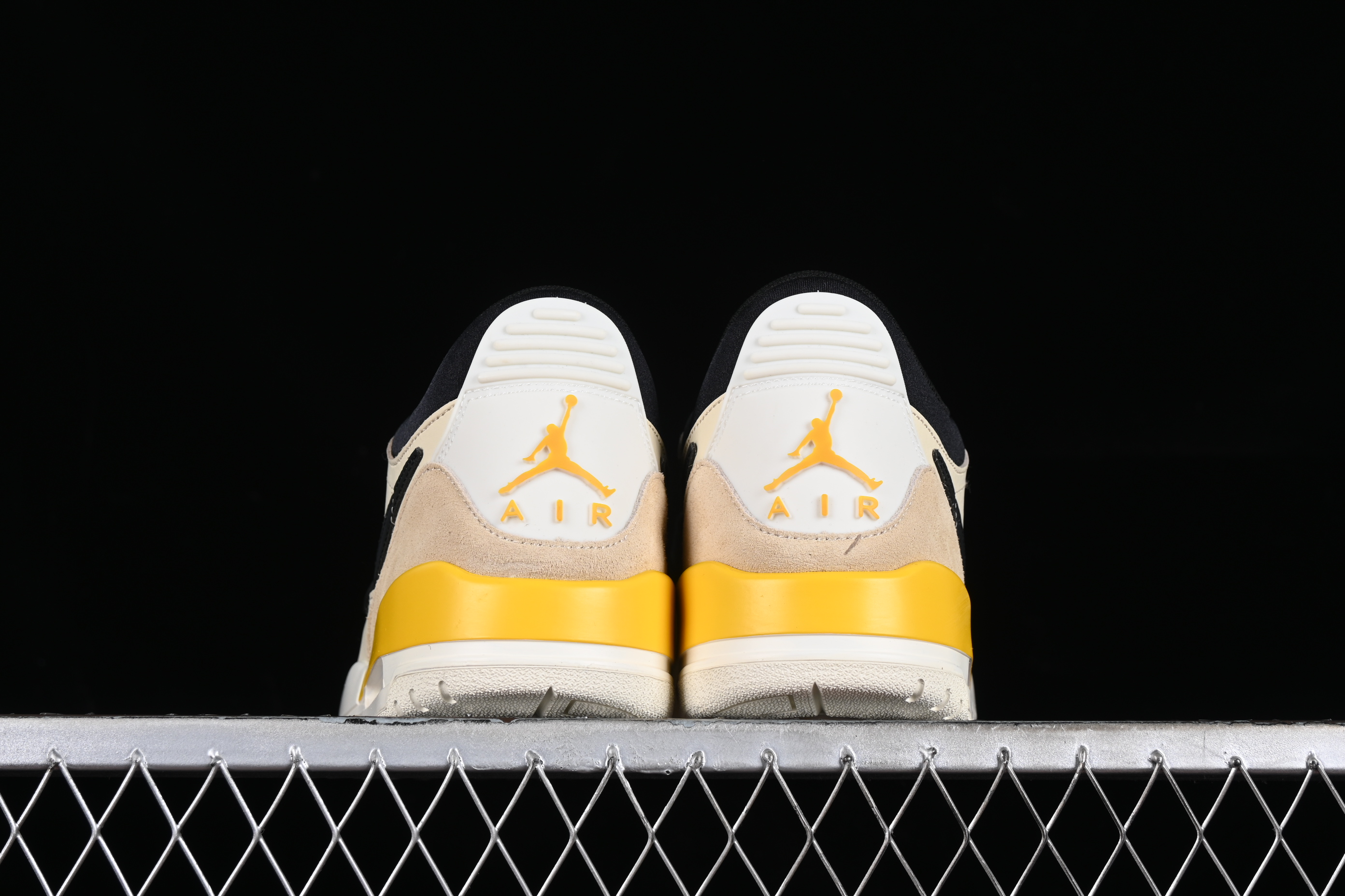 AJ312 Low helper