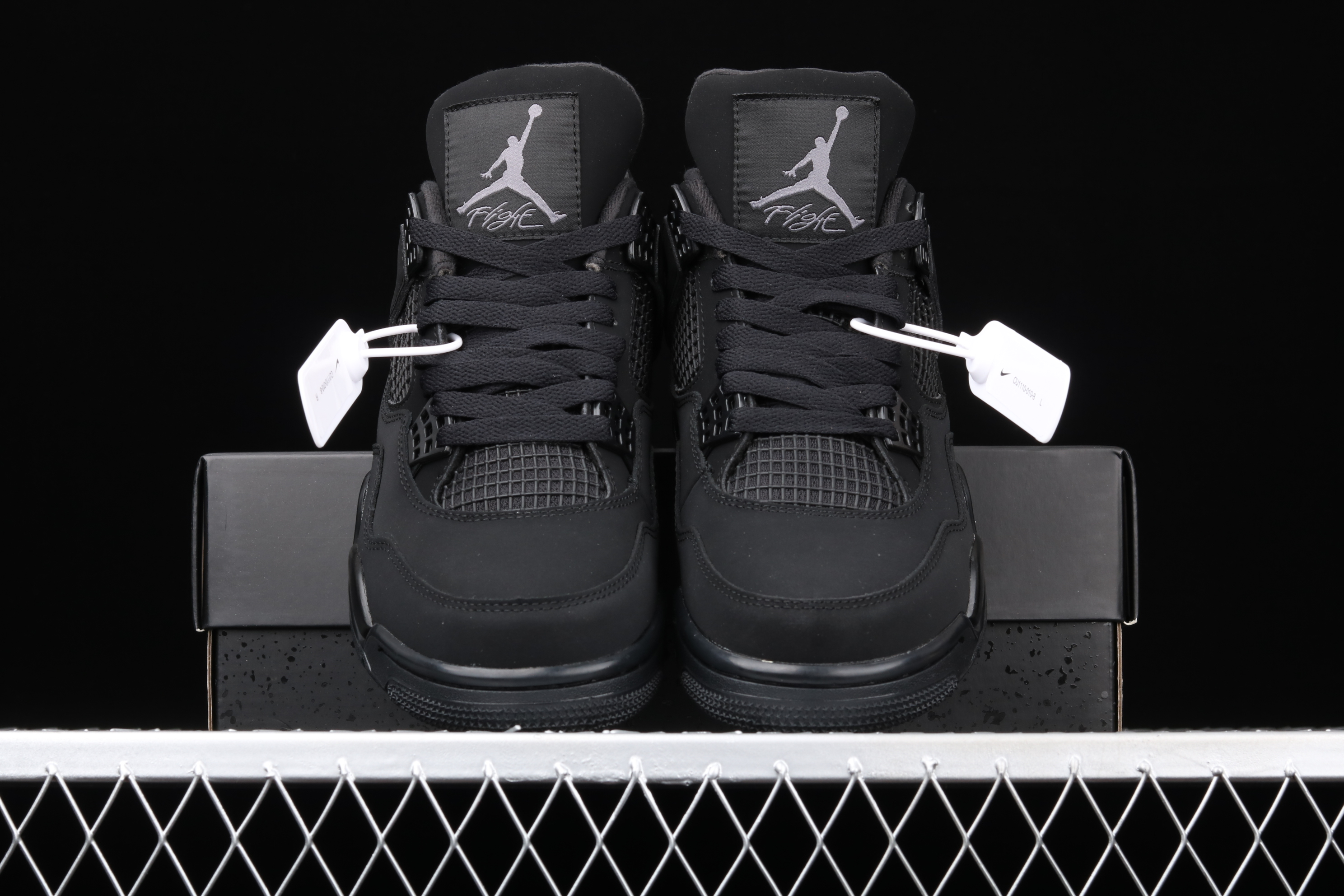 AJ4