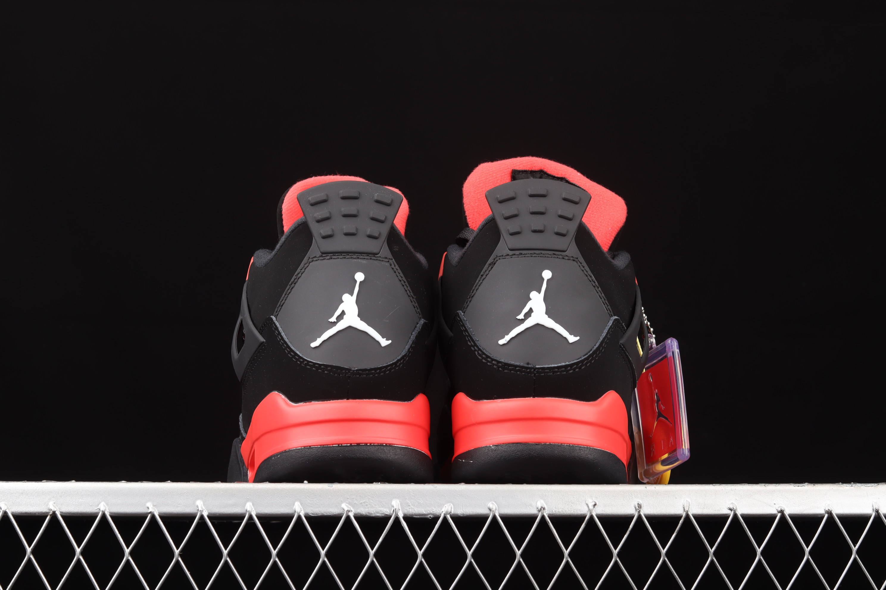 AJ4