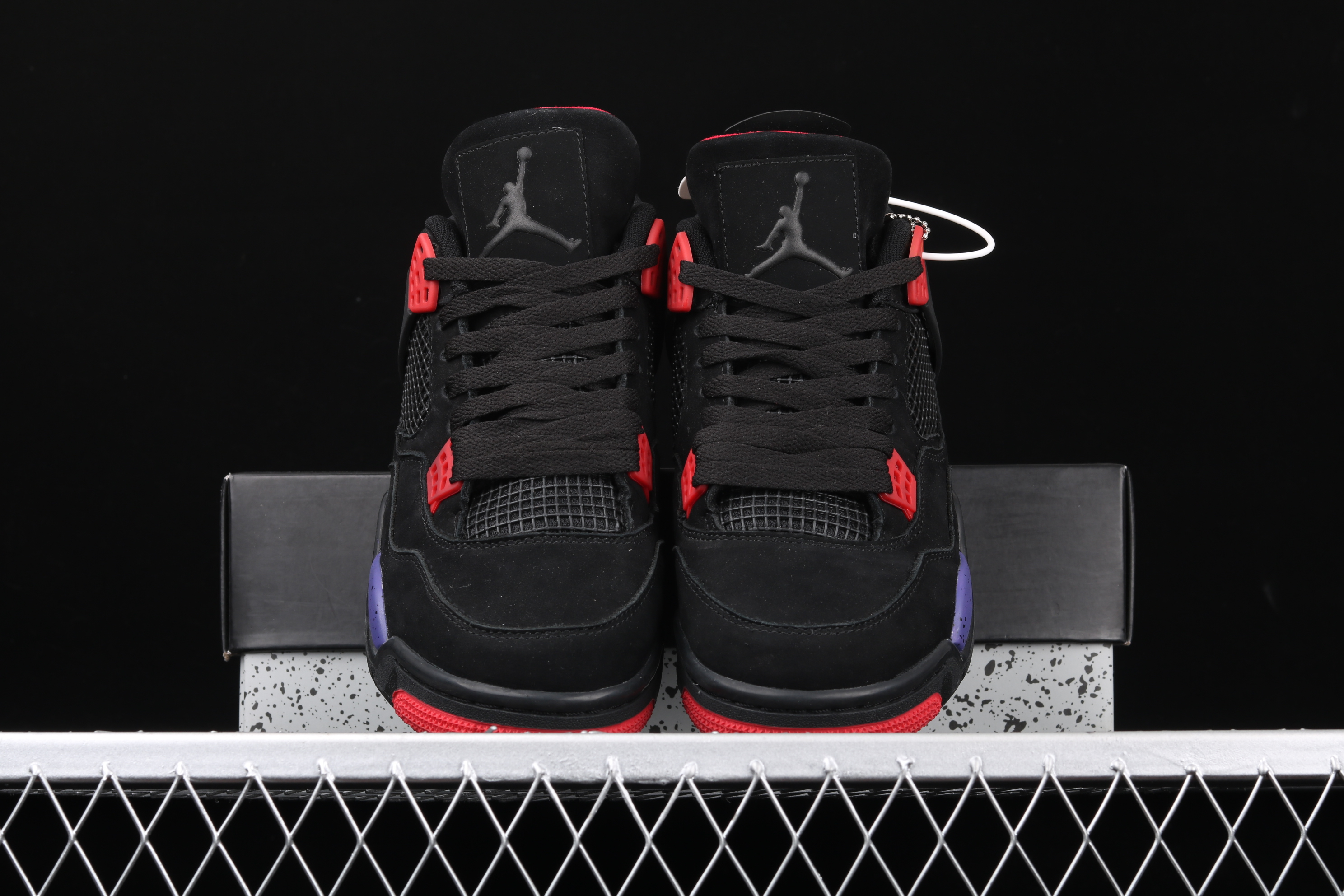 AJ4