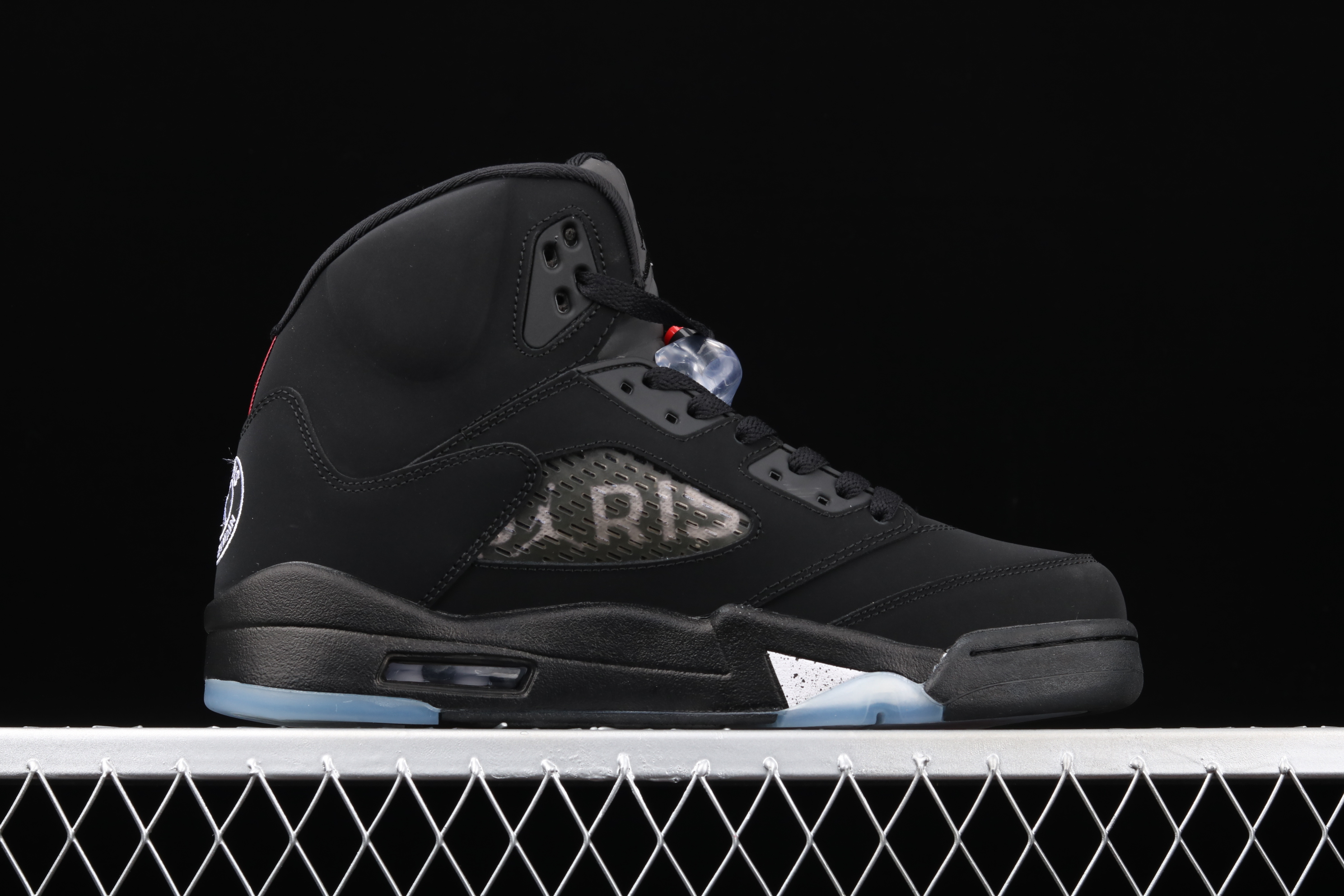 AJ5