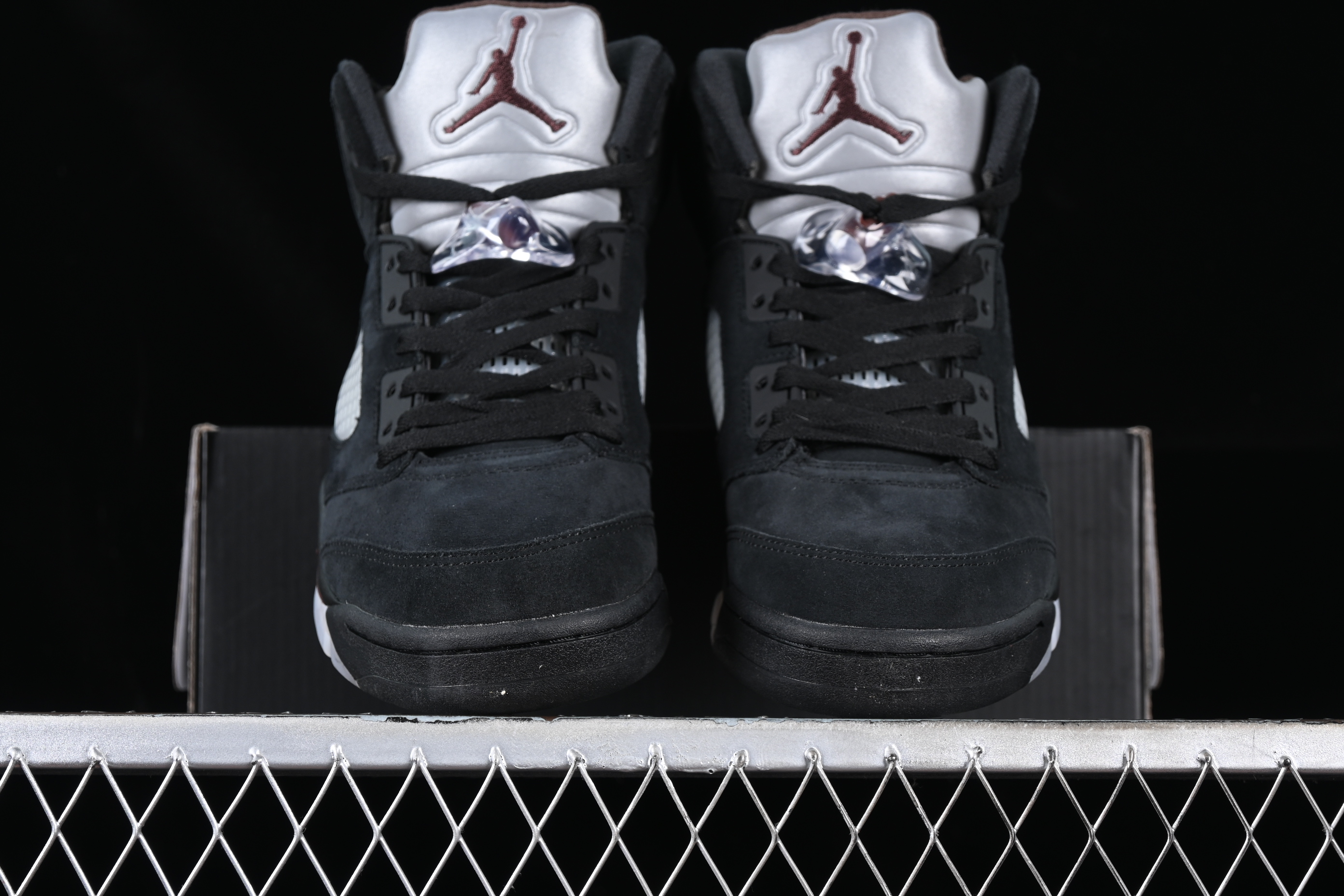 AJ5