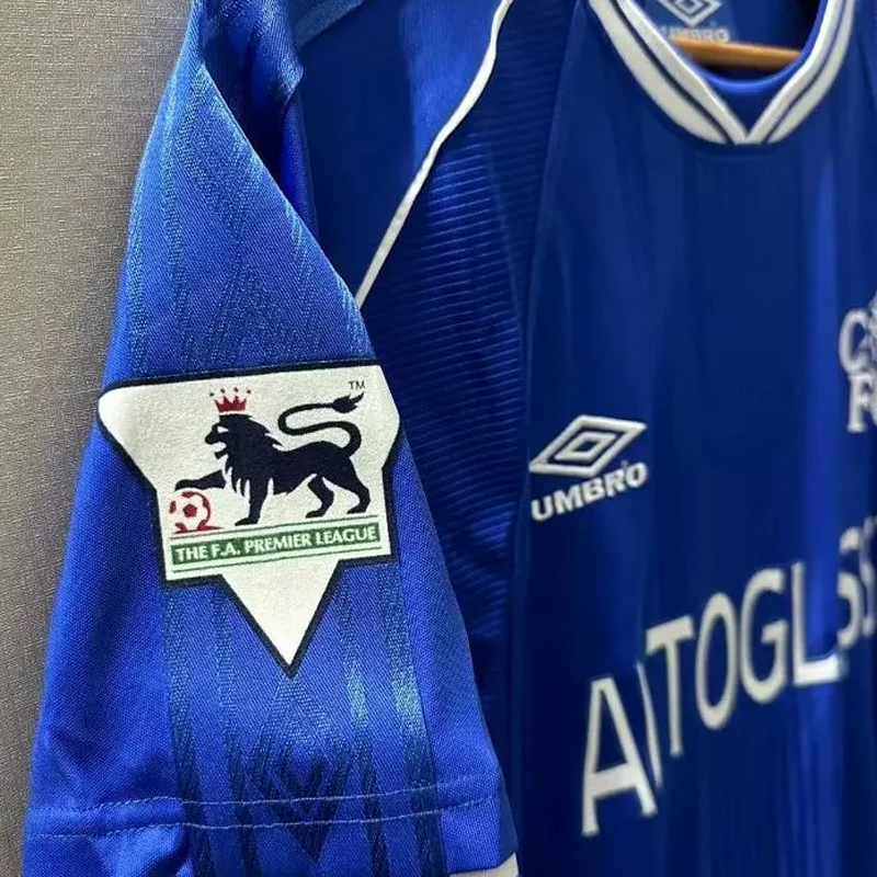 2000-2001 Chelsea Home