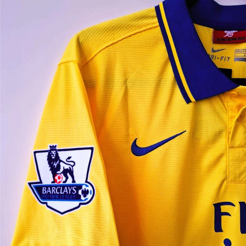 2013-2014 Arsenal Away