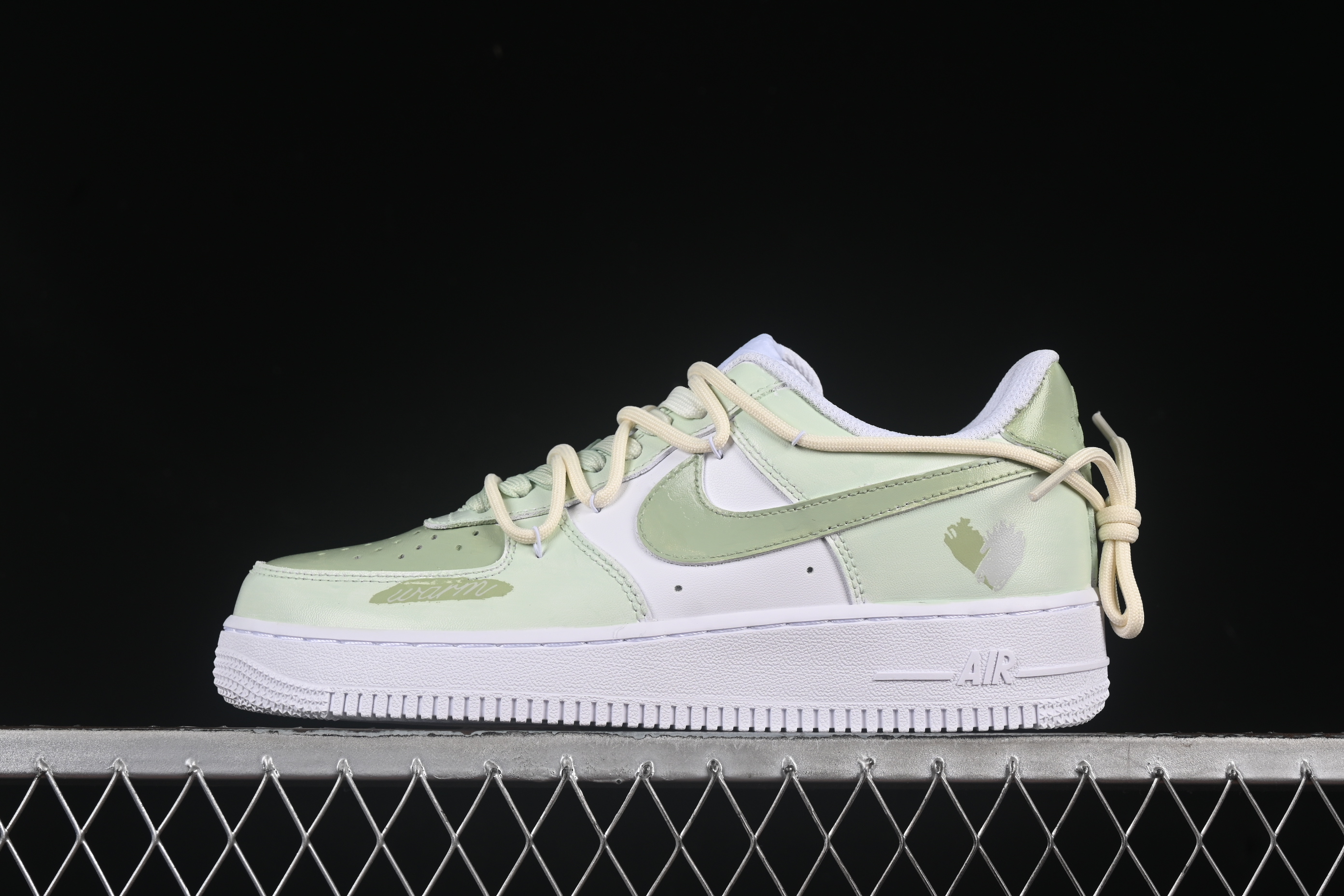 Nk Air Force 1