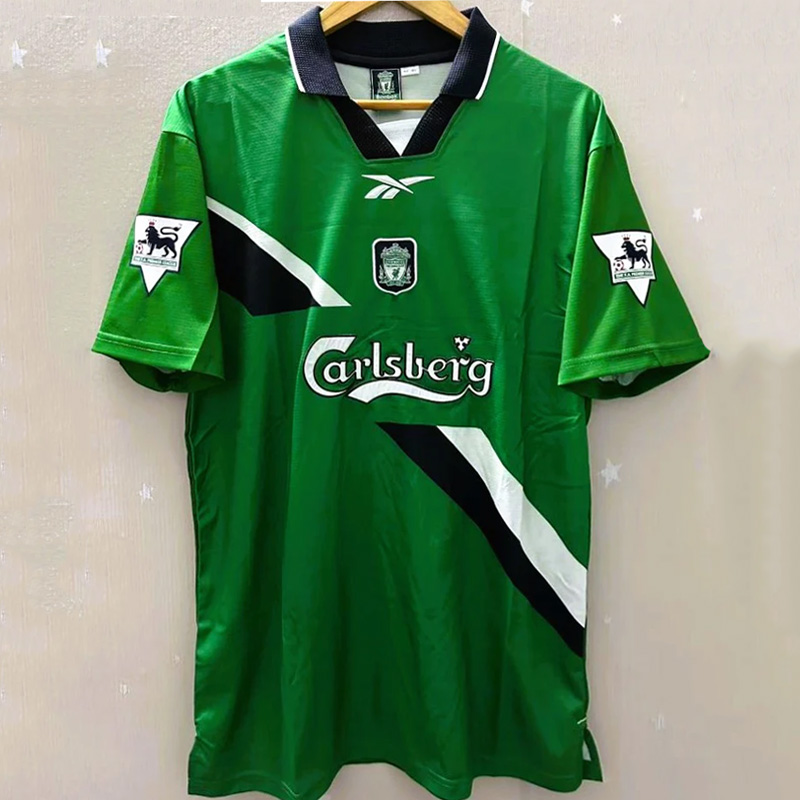1999-2000  Liv  Away