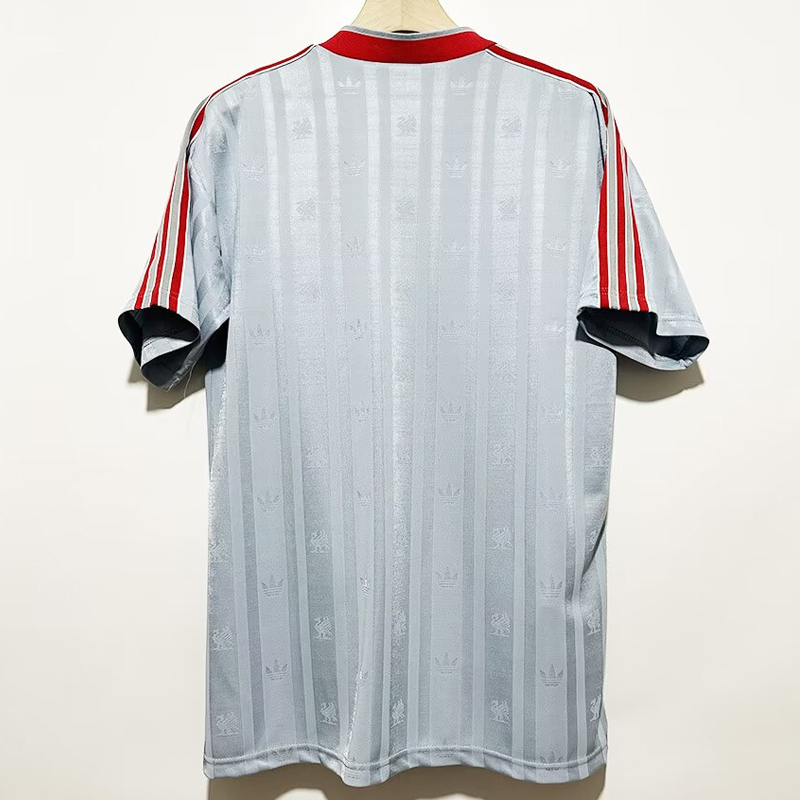 1988-1989  Liv  Away