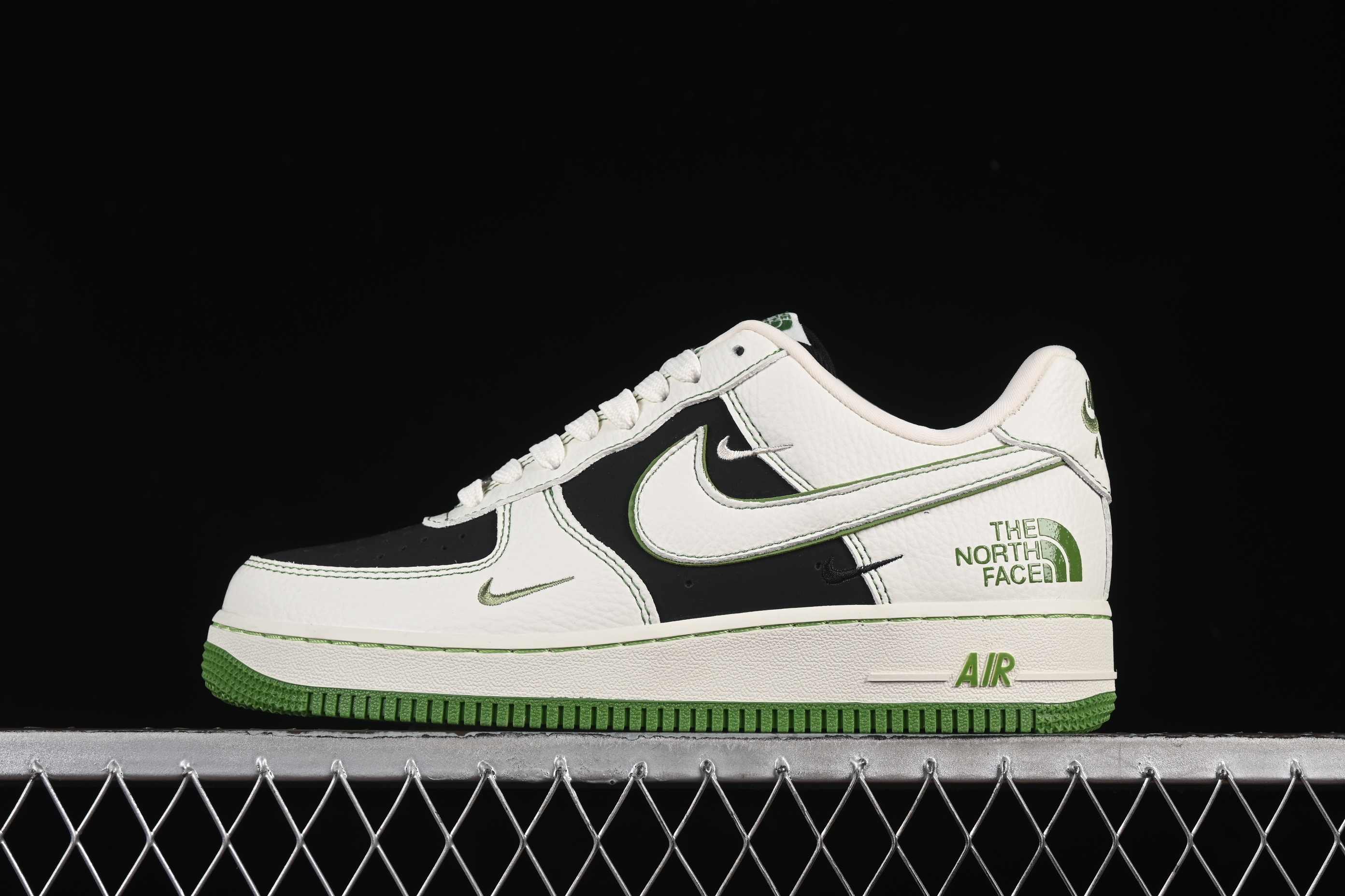 Nk Air Force 1